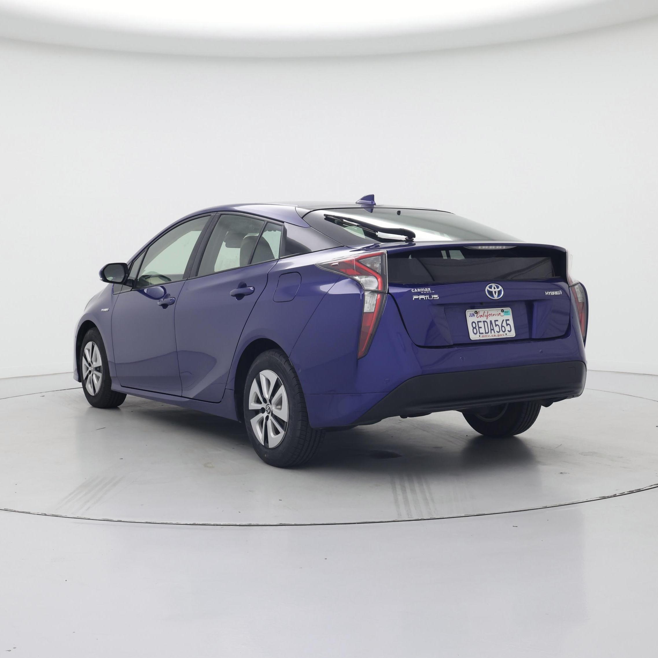 Thumbnail: 2018 Toyota Prius - 2