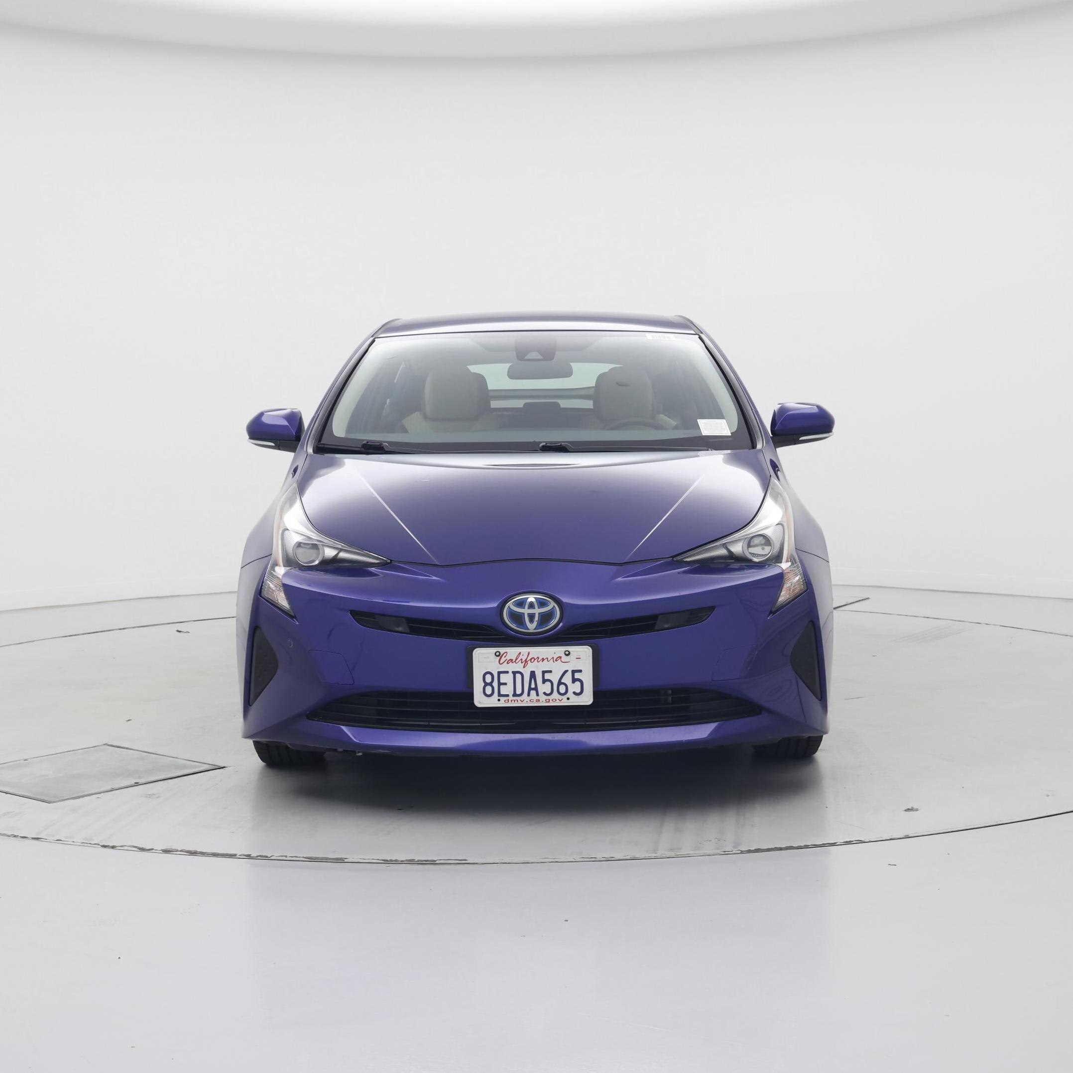 Thumbnail: 2018 Toyota Prius - 5