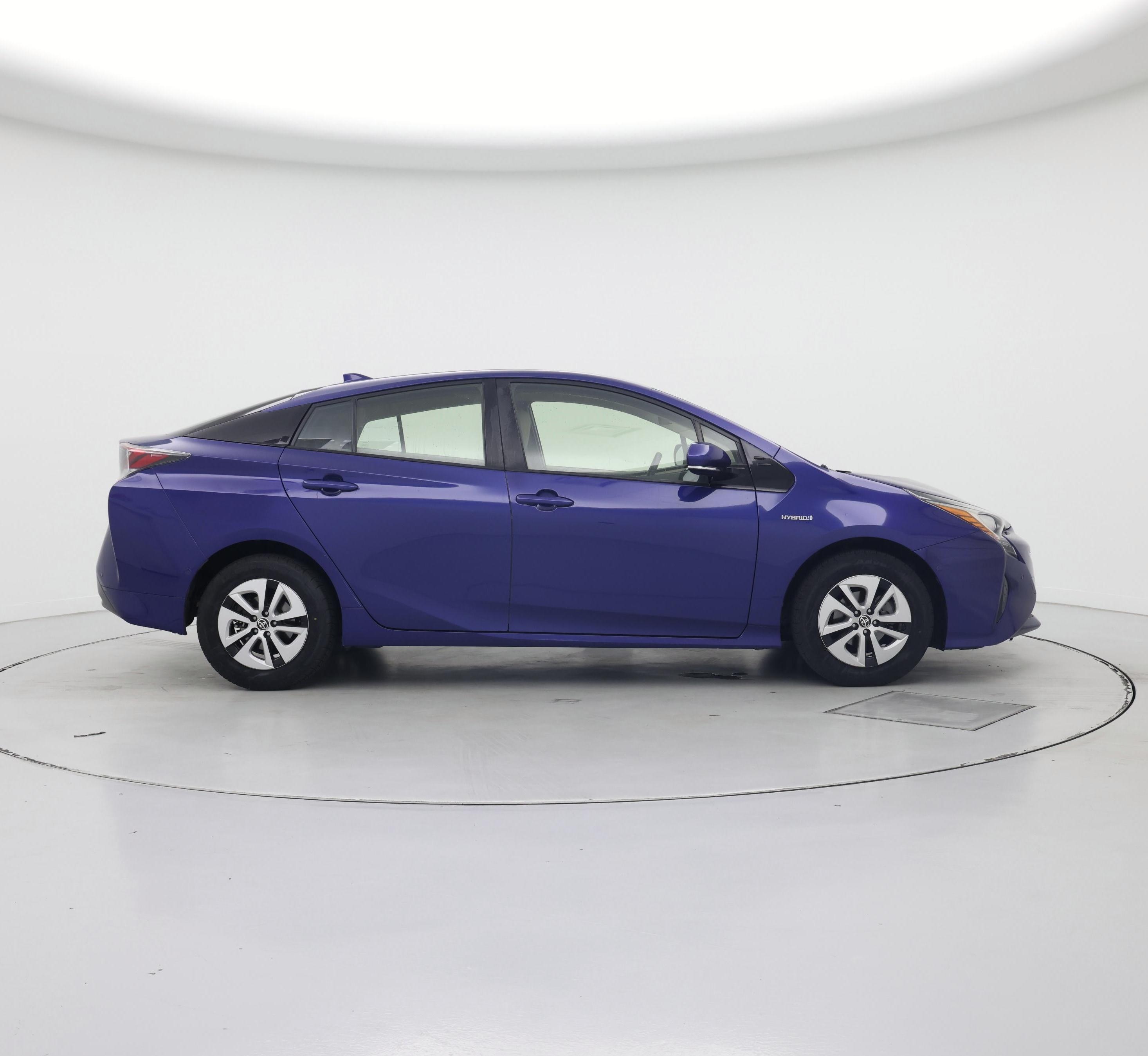 Thumbnail: 2018 Toyota Prius - 7