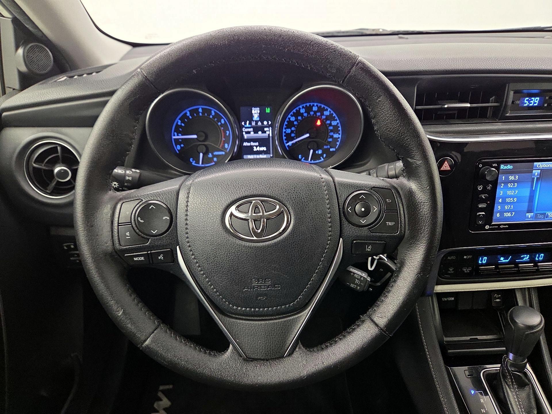 Thumbnail: 2017 Toyota Corolla iM - 10