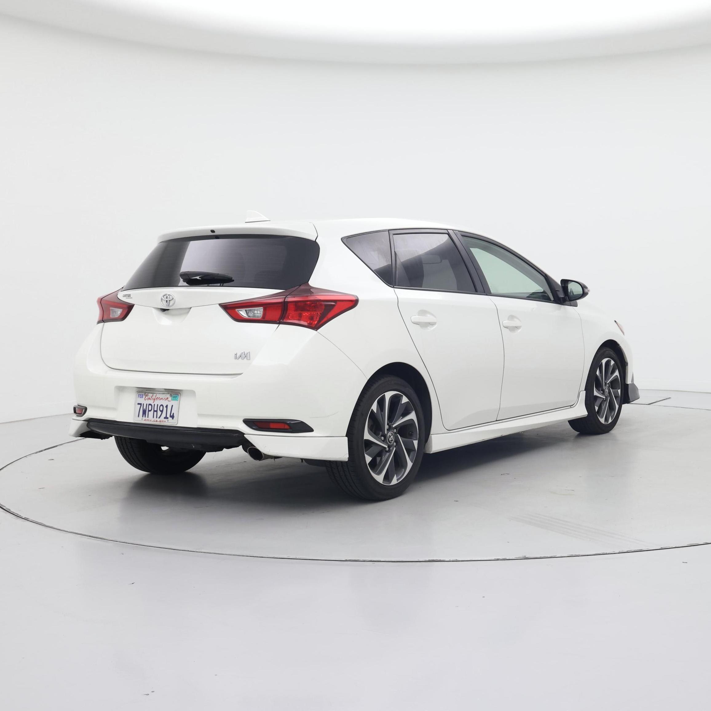 Thumbnail: 2017 Toyota Corolla iM - 8