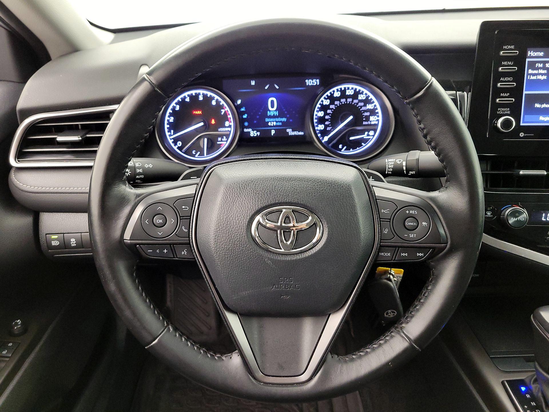 Thumbnail: 2022 Toyota Camry - 10