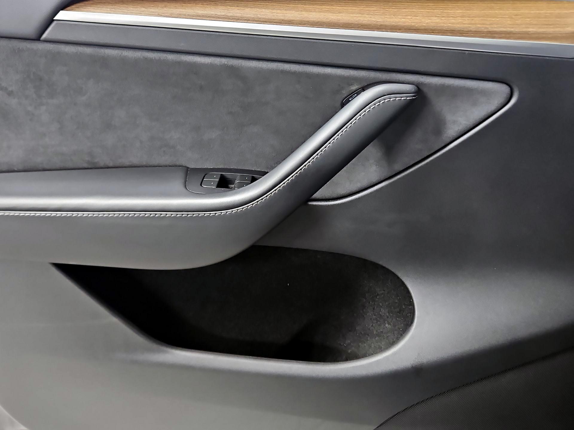 Thumbnail: 2024 Tesla Model Y - 12