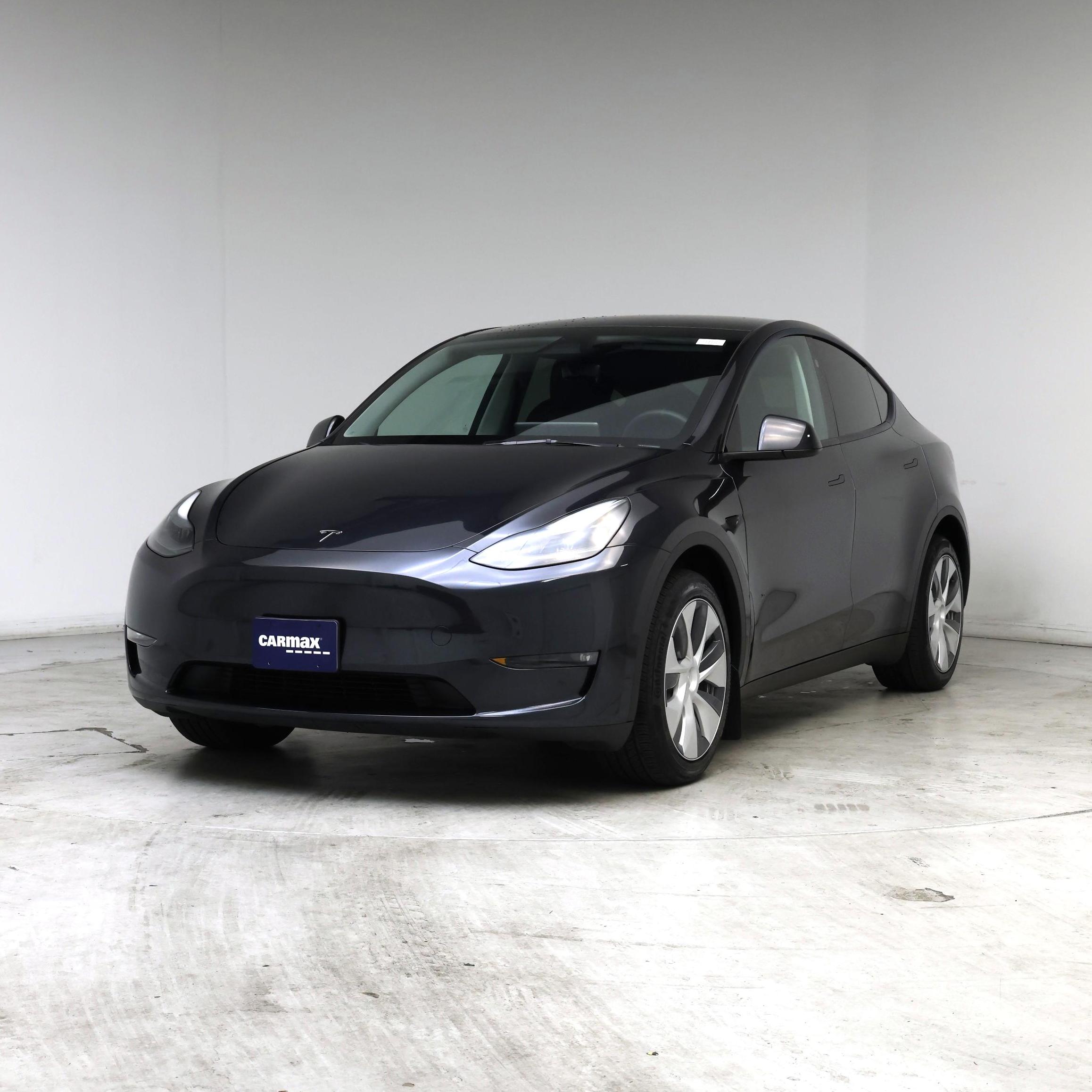Thumbnail: 2024 Tesla Model Y - 4