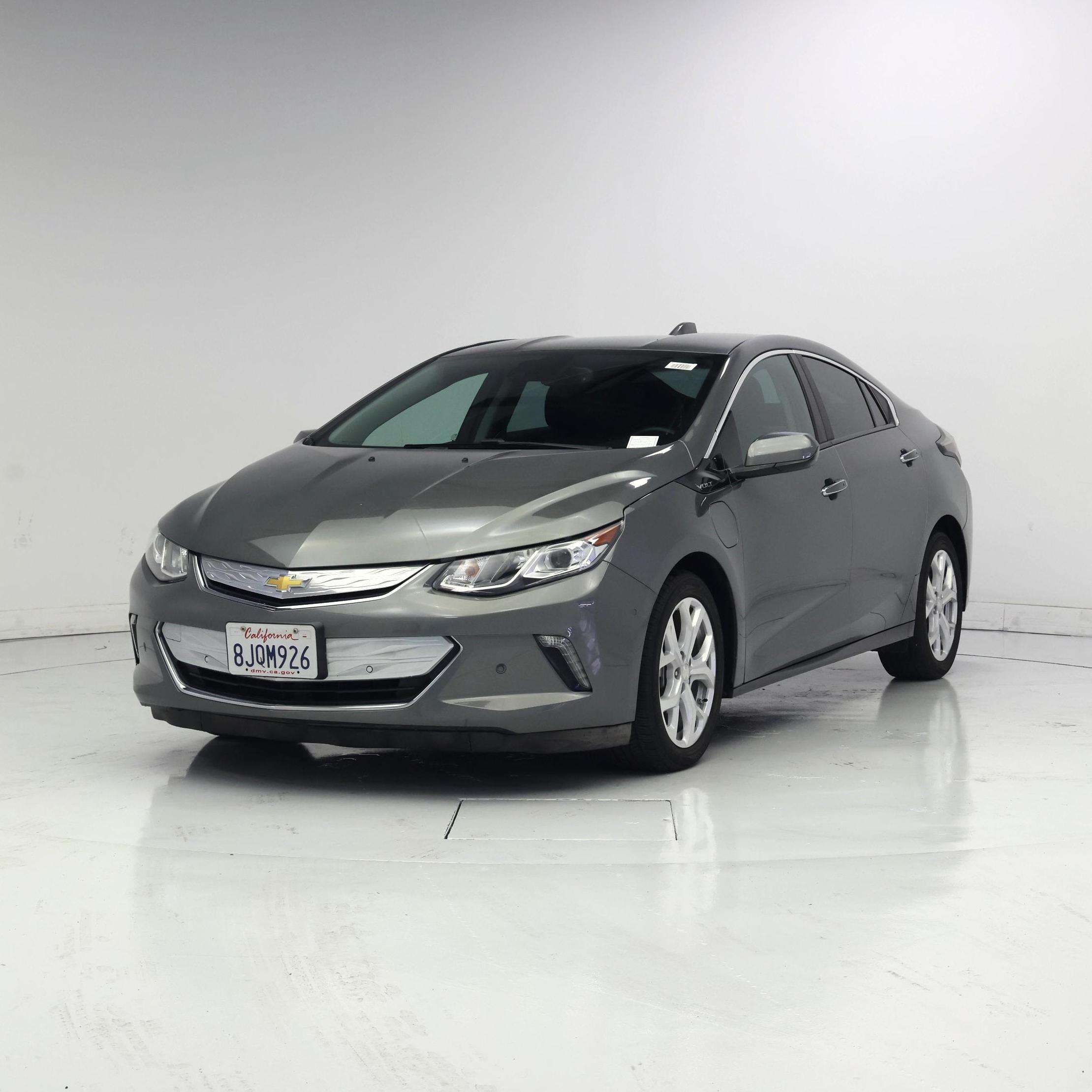 Thumbnail: 2016 Chevrolet Volt - 4