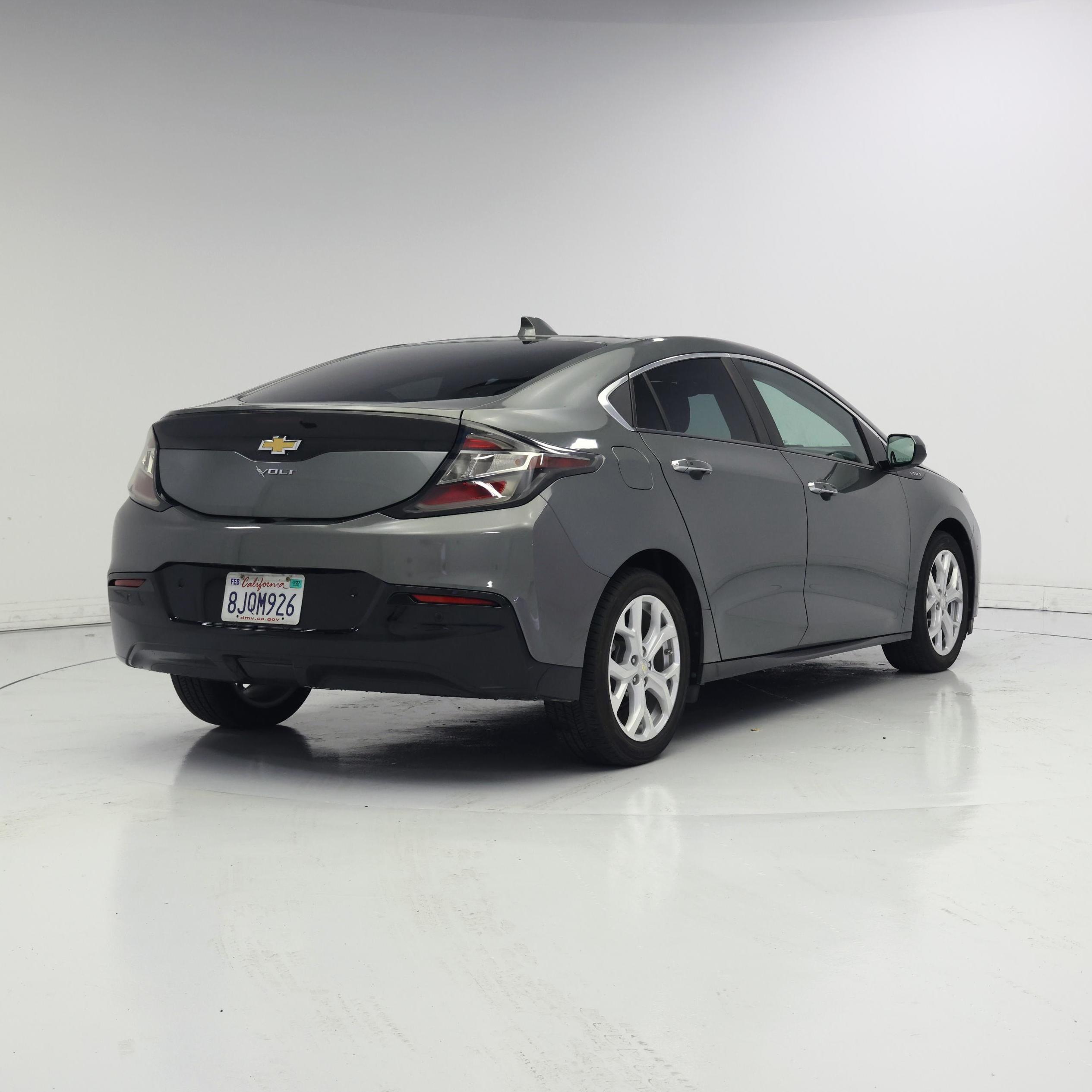 Thumbnail: 2016 Chevrolet Volt - 8