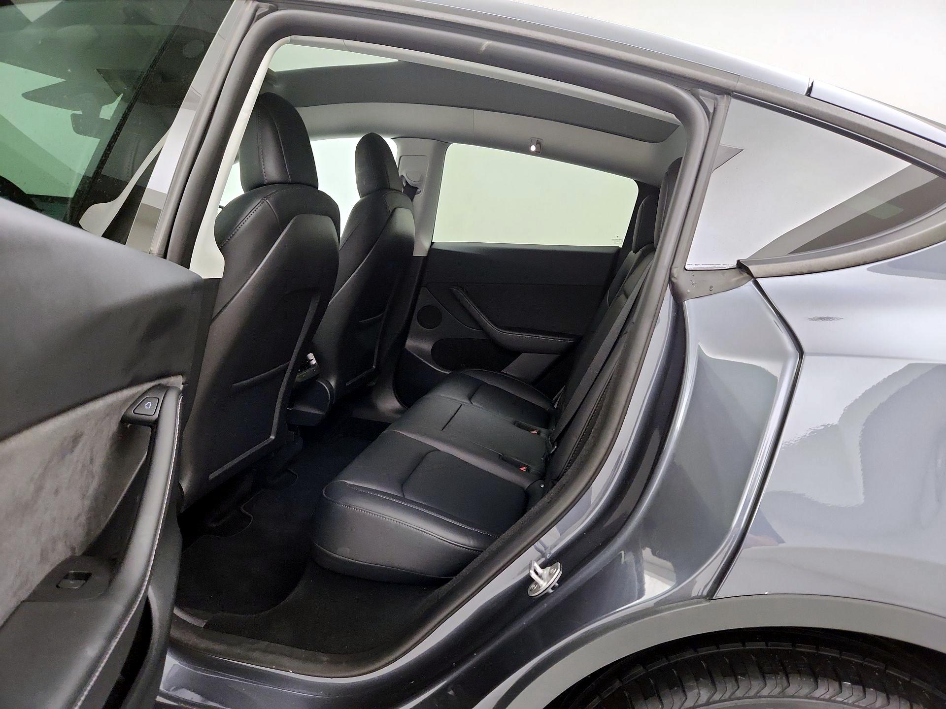 Thumbnail: 2023 Tesla Model Y - 20