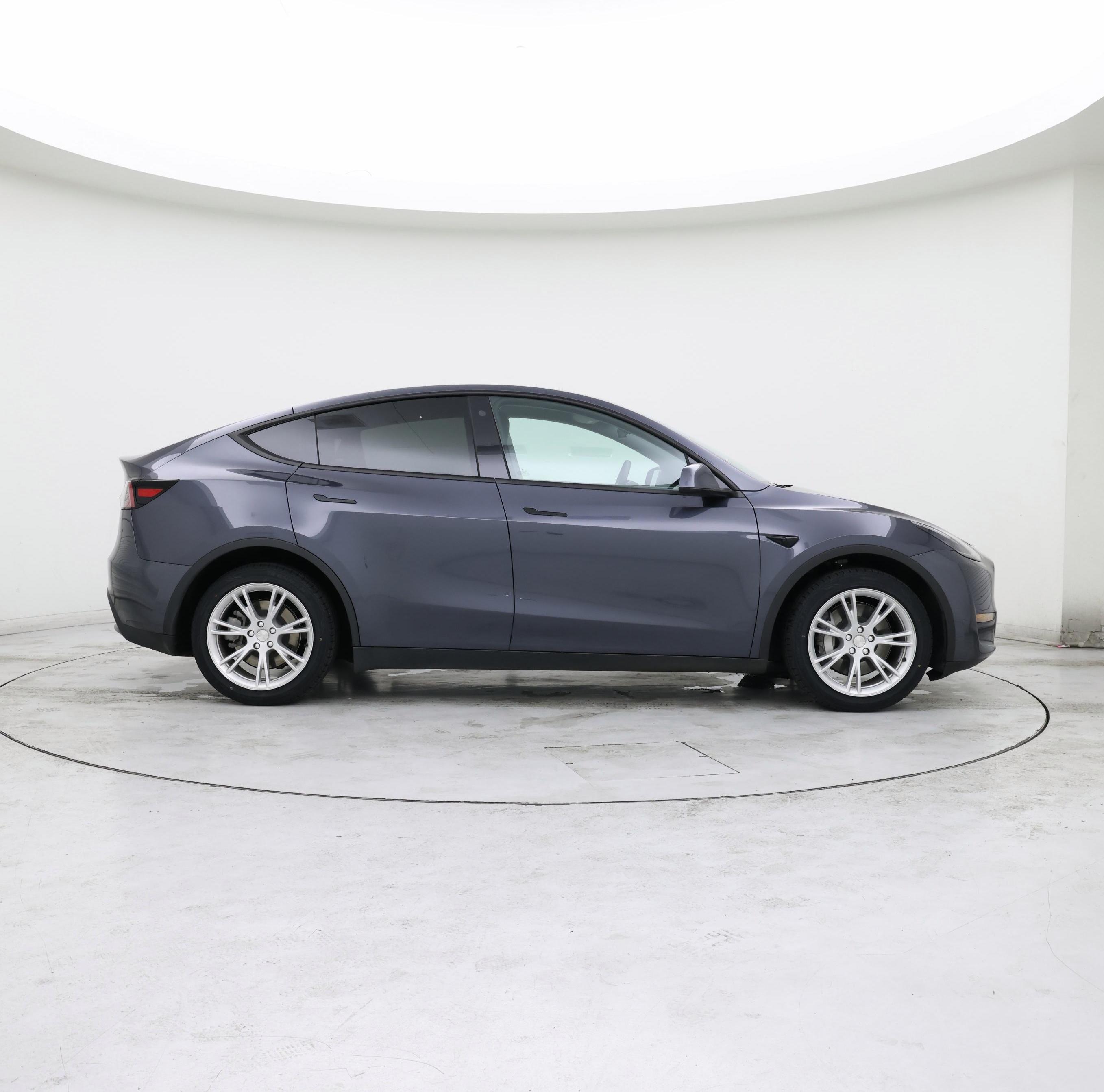Thumbnail: 2023 Tesla Model Y - 7