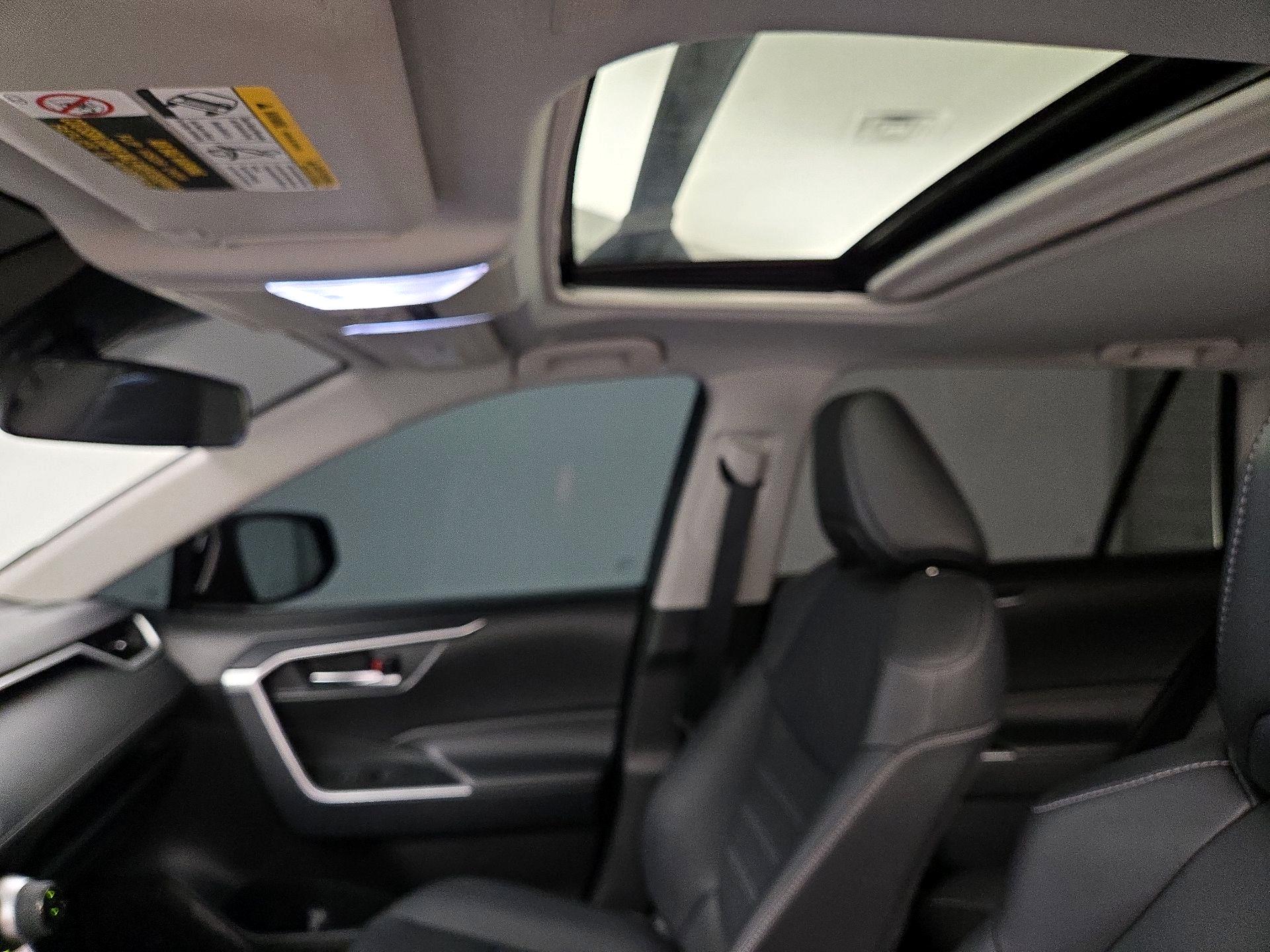 Thumbnail: 2025 Toyota RAV4 - 19