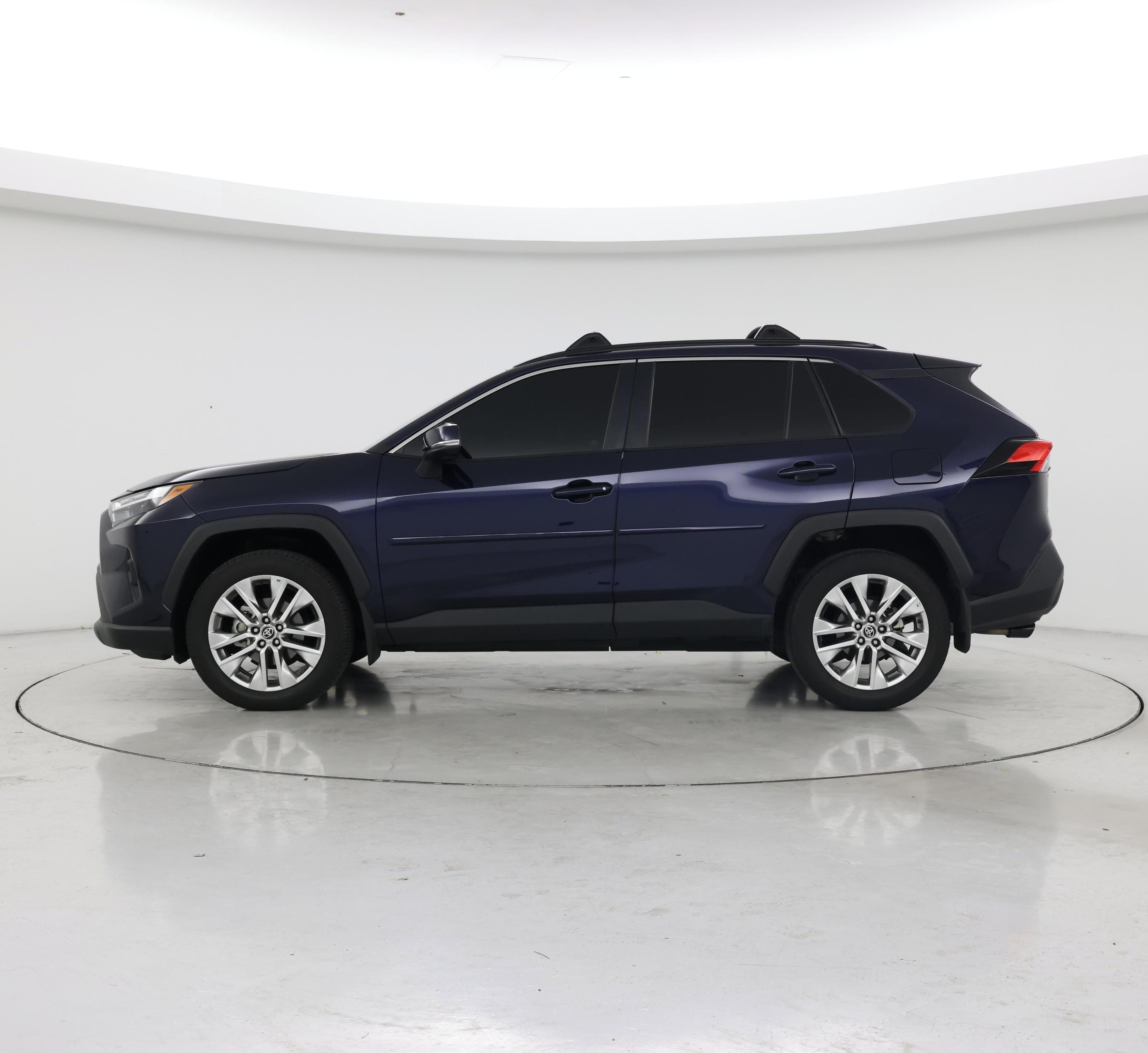 Thumbnail: 2025 Toyota RAV4 - 3