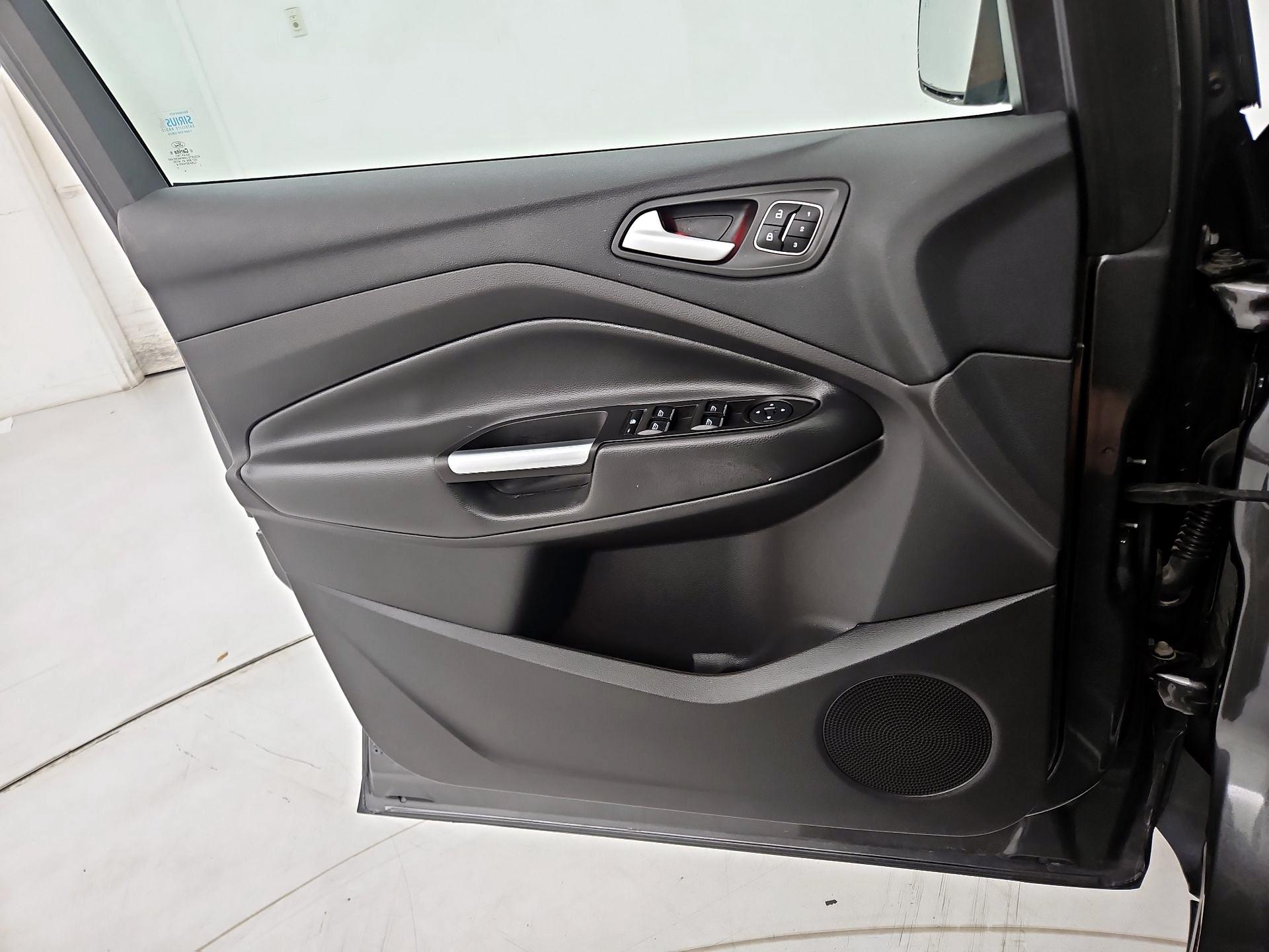 Thumbnail: 2017 Ford Escape - 12