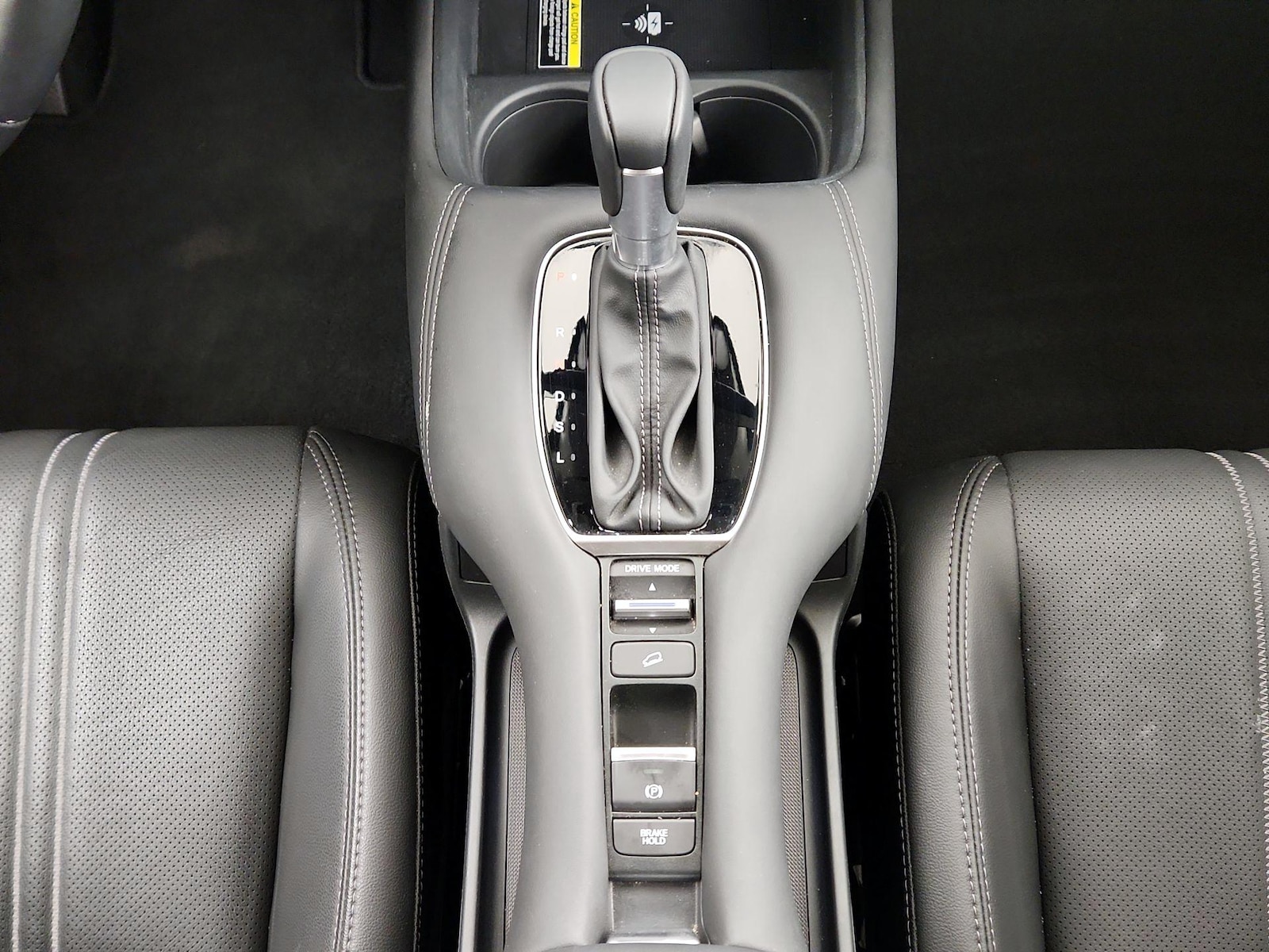 2025 Honda HR-V EX-L - Photo 18