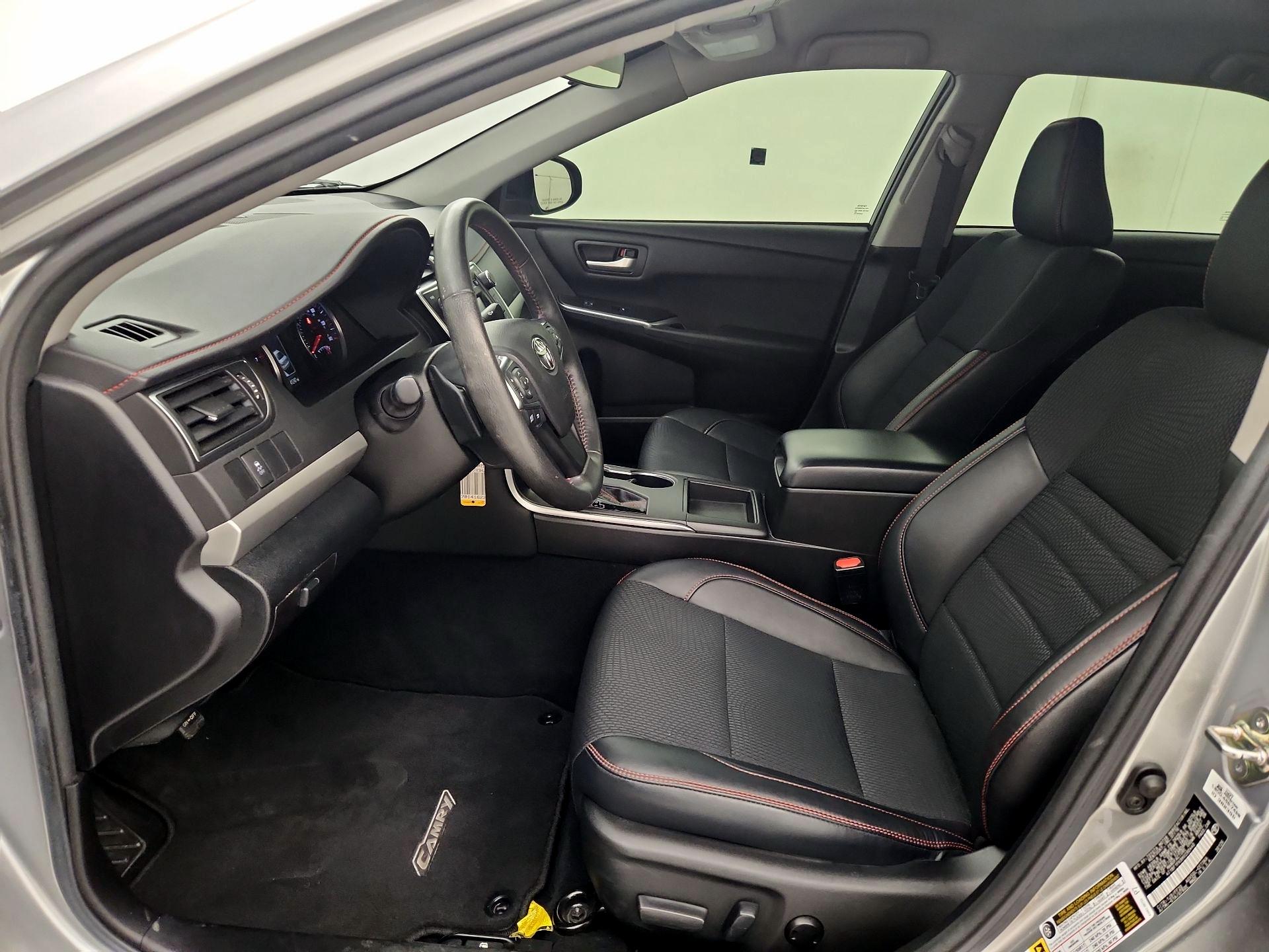 Thumbnail: 2017 Toyota Camry - 11