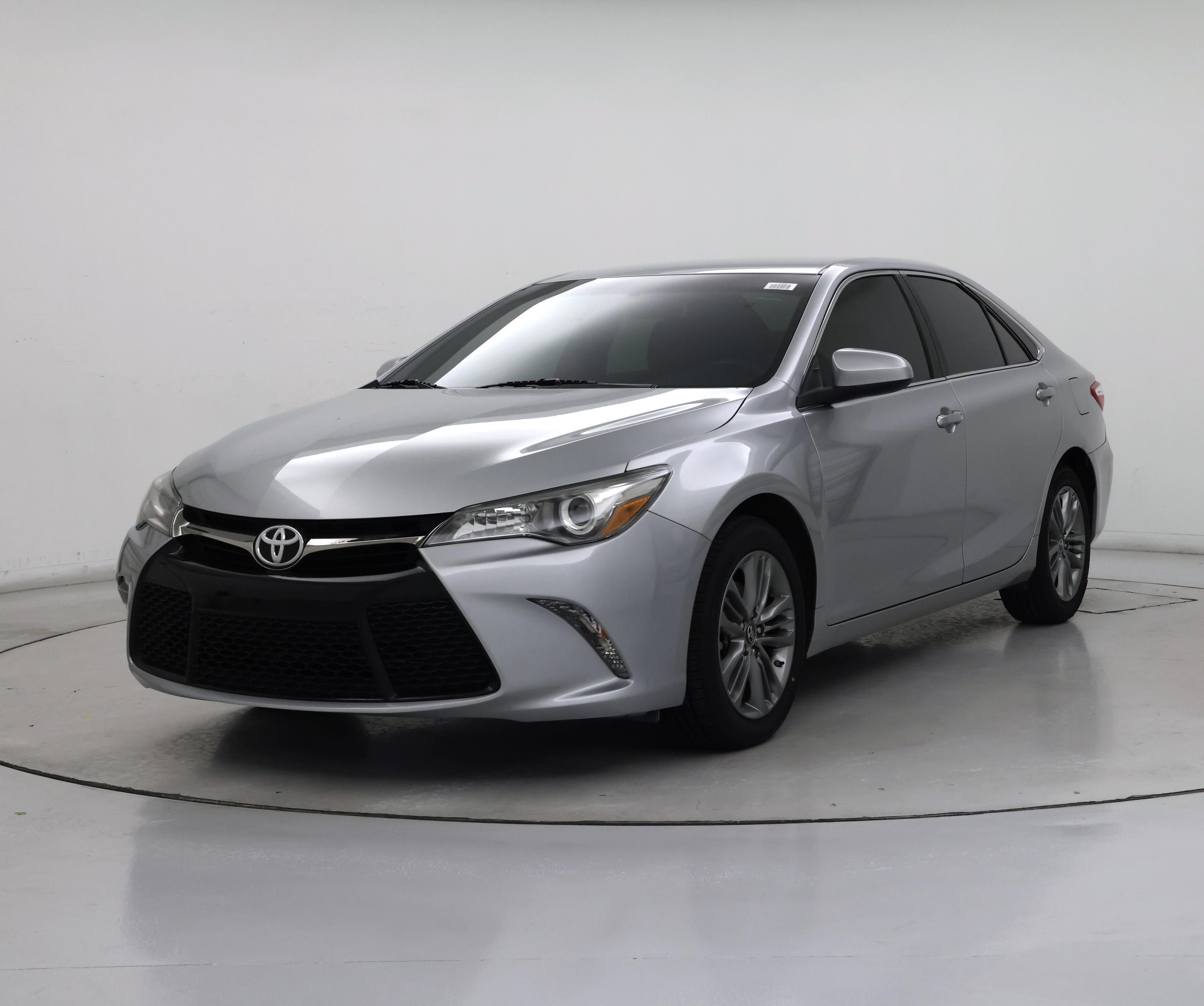 Thumbnail: 2017 Toyota Camry - 4