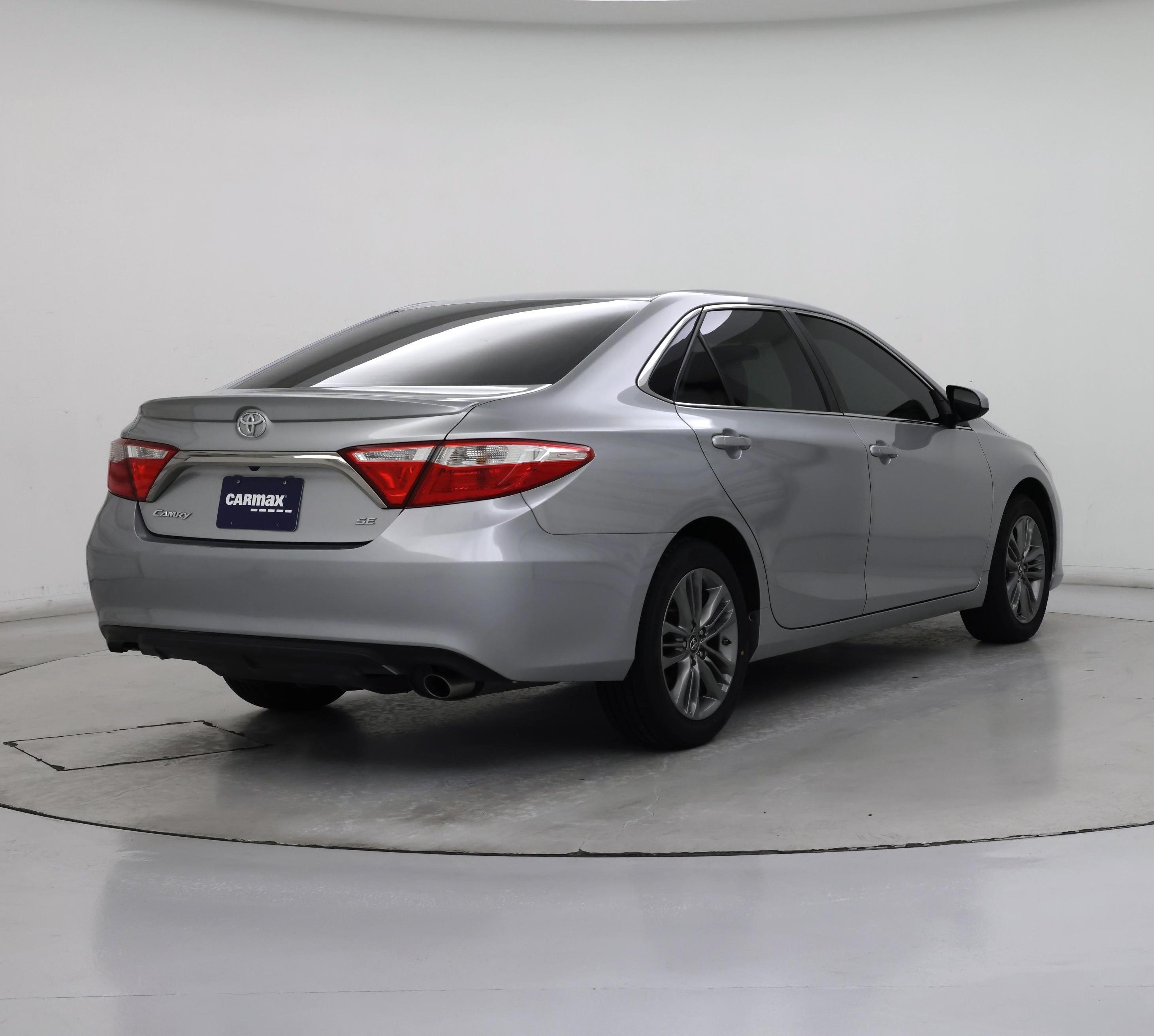 Thumbnail: 2017 Toyota Camry - 8