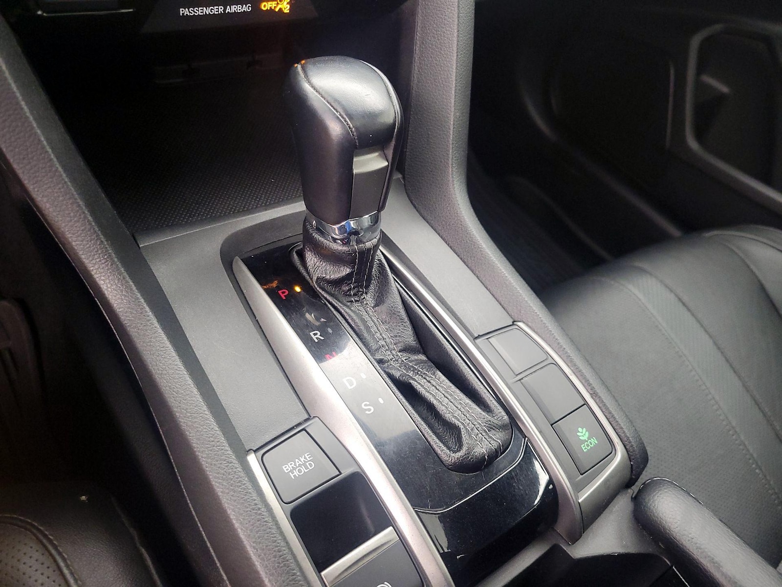 2018 Honda Civic Hatchback Sport Touring - Photo 19