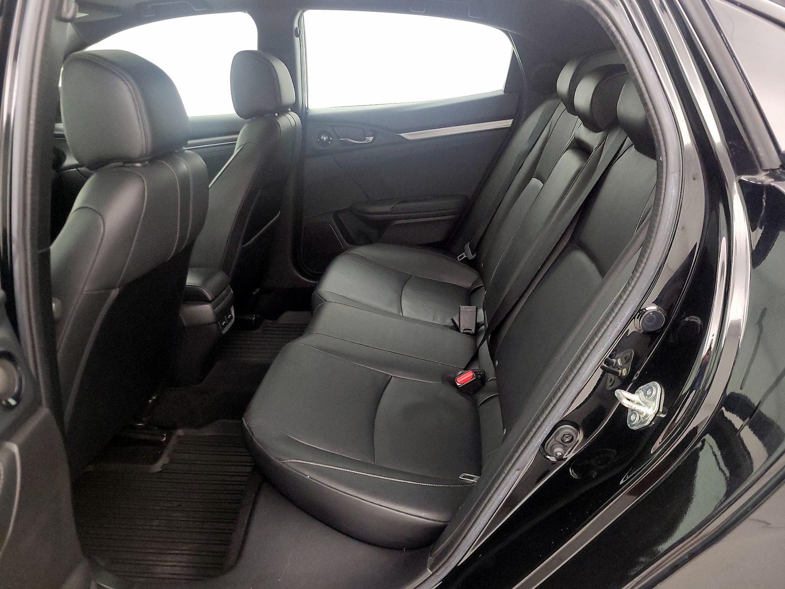 2018 Honda Civic Hatchback Sport Touring - Photo 22