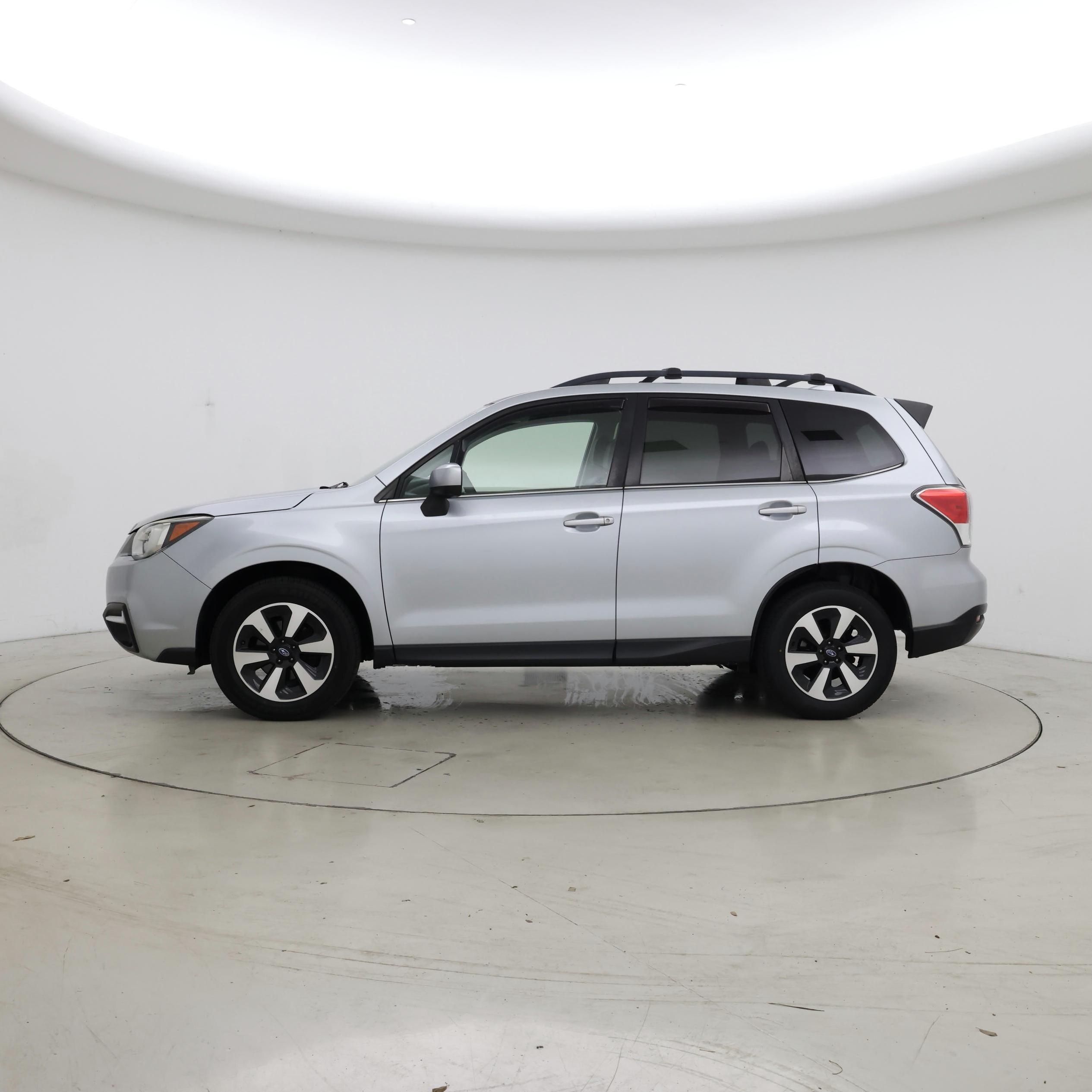 Thumbnail: 2017 Subaru Forester - 3