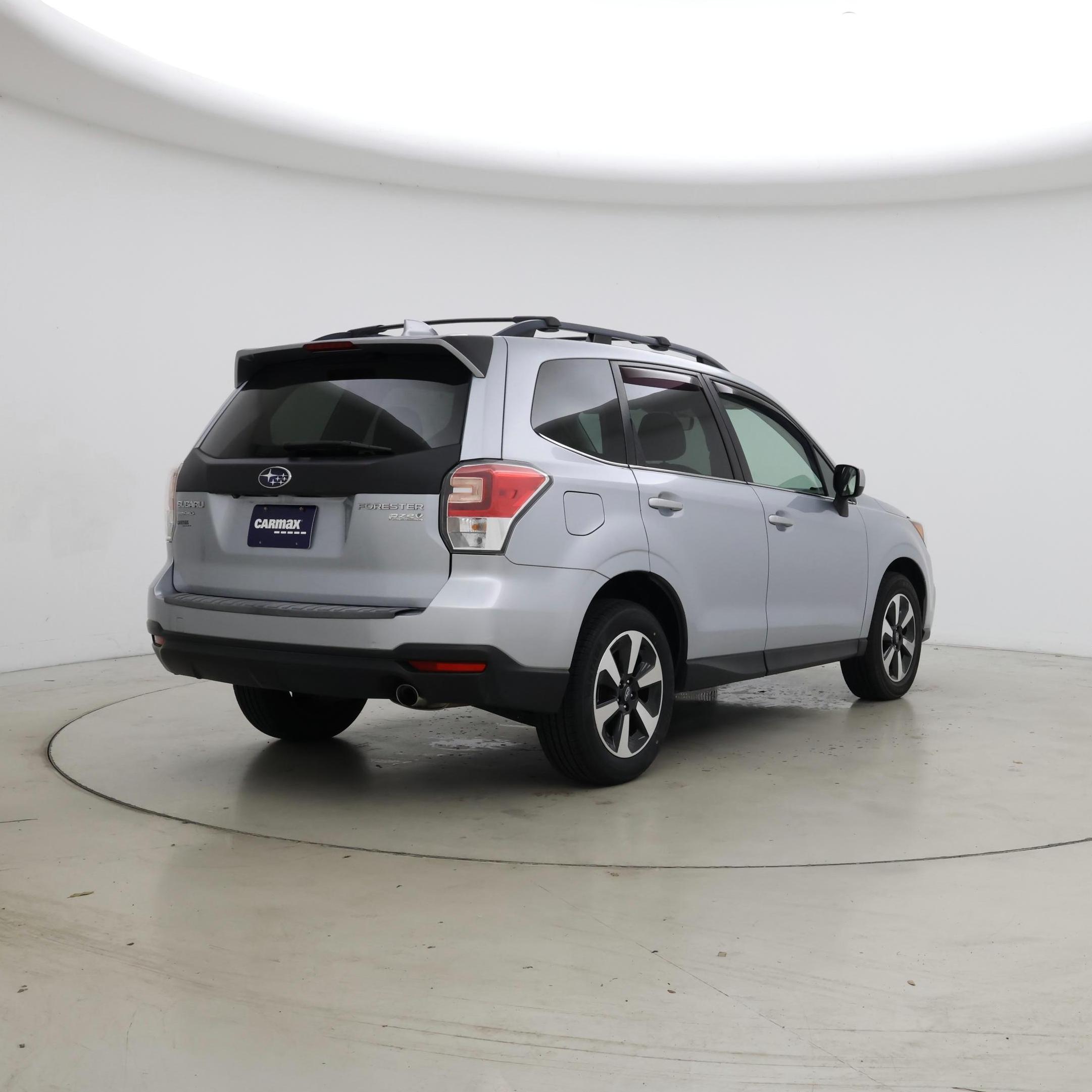 Thumbnail: 2017 Subaru Forester - 8