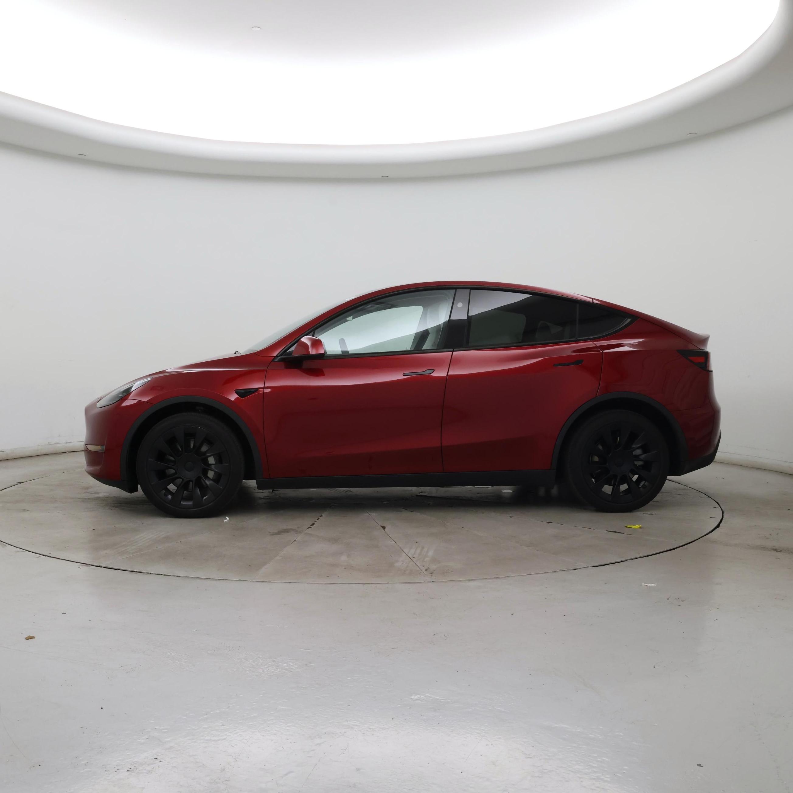 Thumbnail: 2024 Tesla Model Y - 3