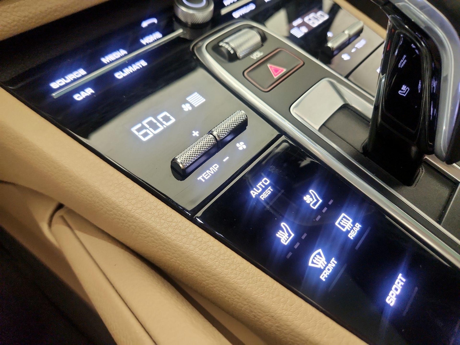 2020 Porsche Cayenne Base - Photo 18