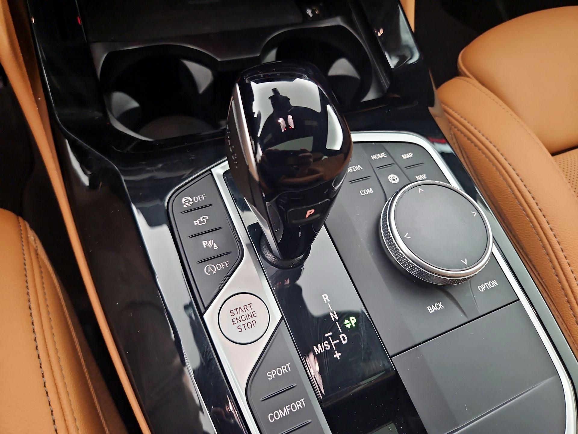 Thumbnail: 2023 BMW X4 - 18