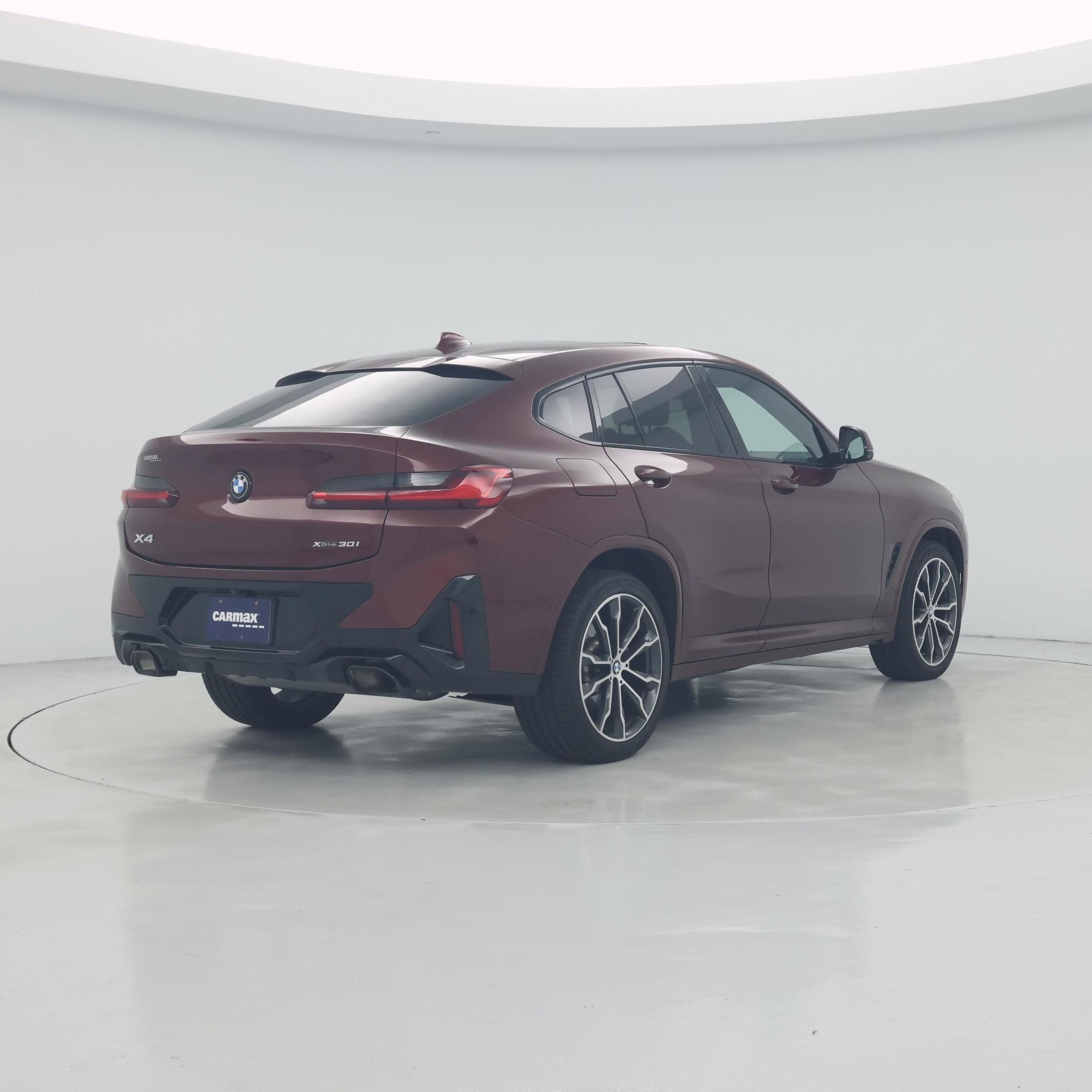 Thumbnail: 2023 BMW X4 - 8
