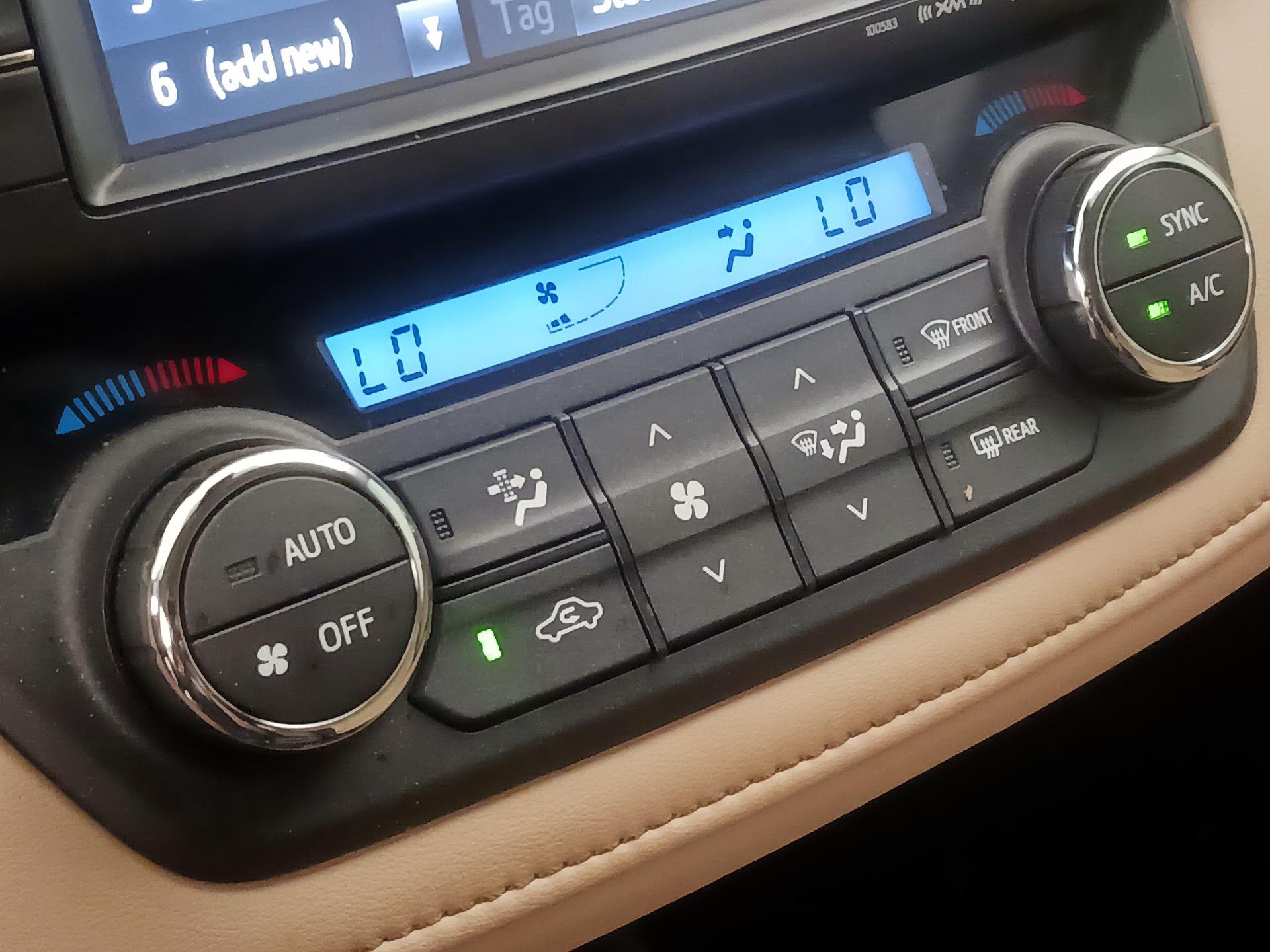 Thumbnail: 2017 Toyota RAV4 - 16