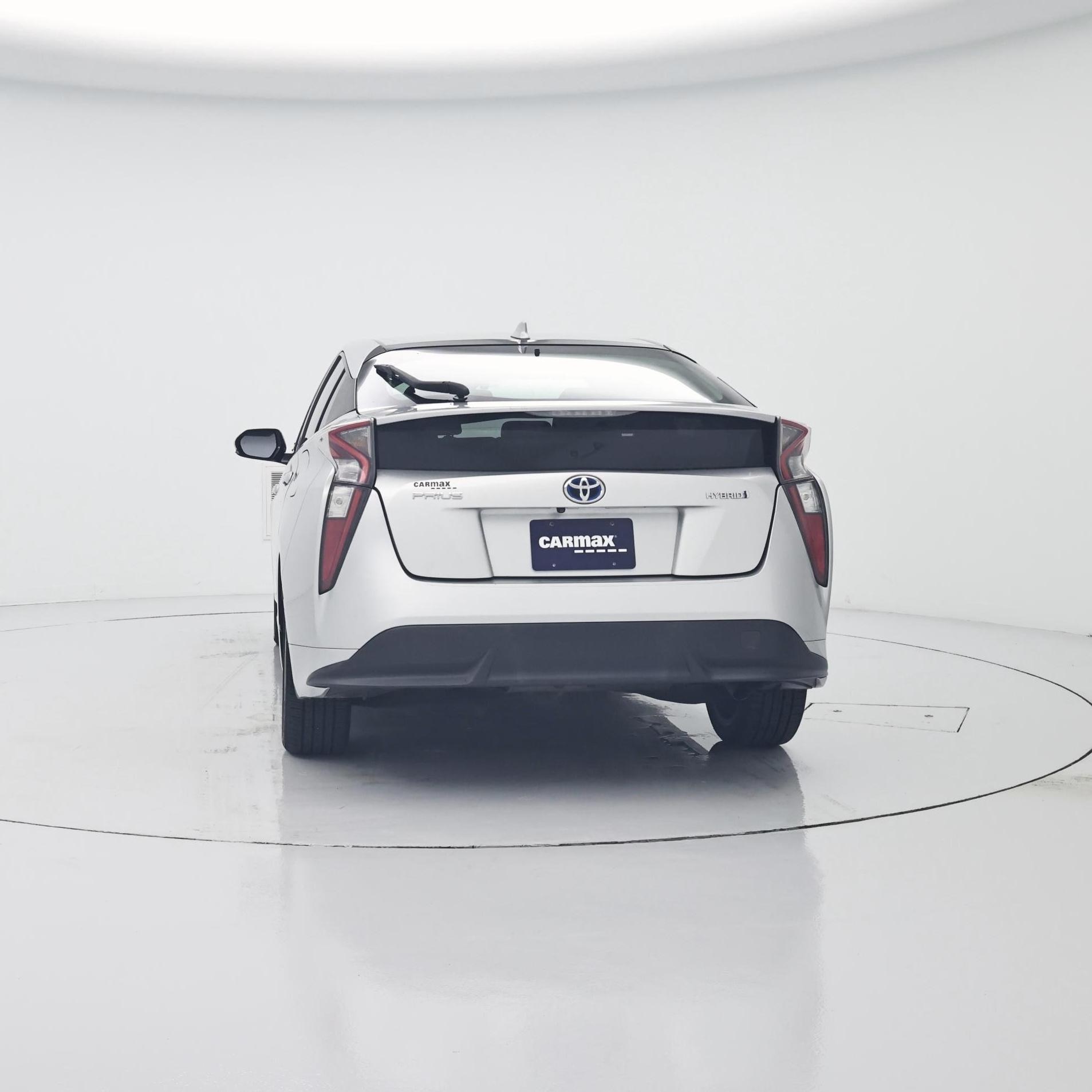 Thumbnail: 2016 Toyota Prius - 6
