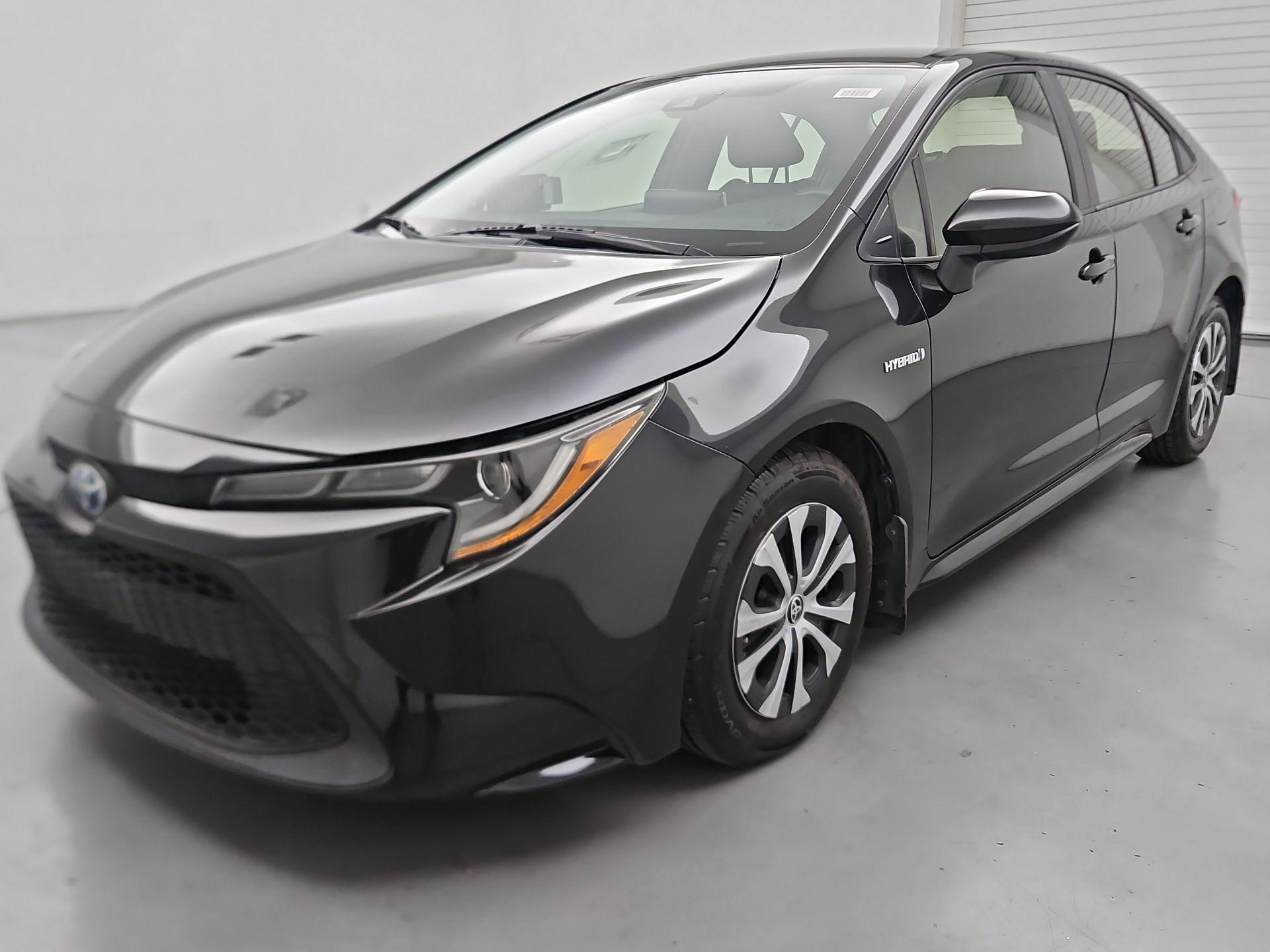 Thumbnail: 2021 Toyota Corolla - 3