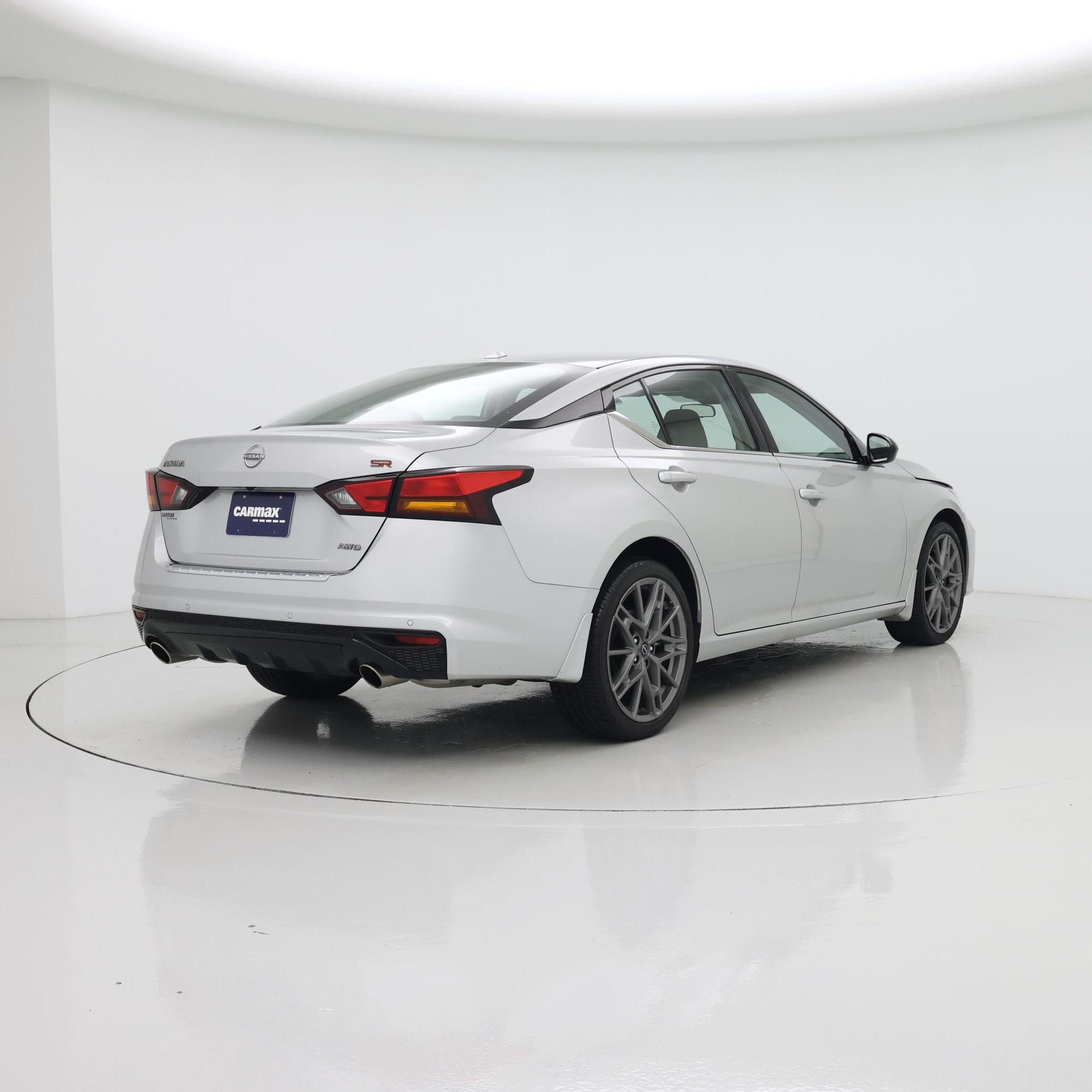 Thumbnail: 2023 Nissan Altima - 8
