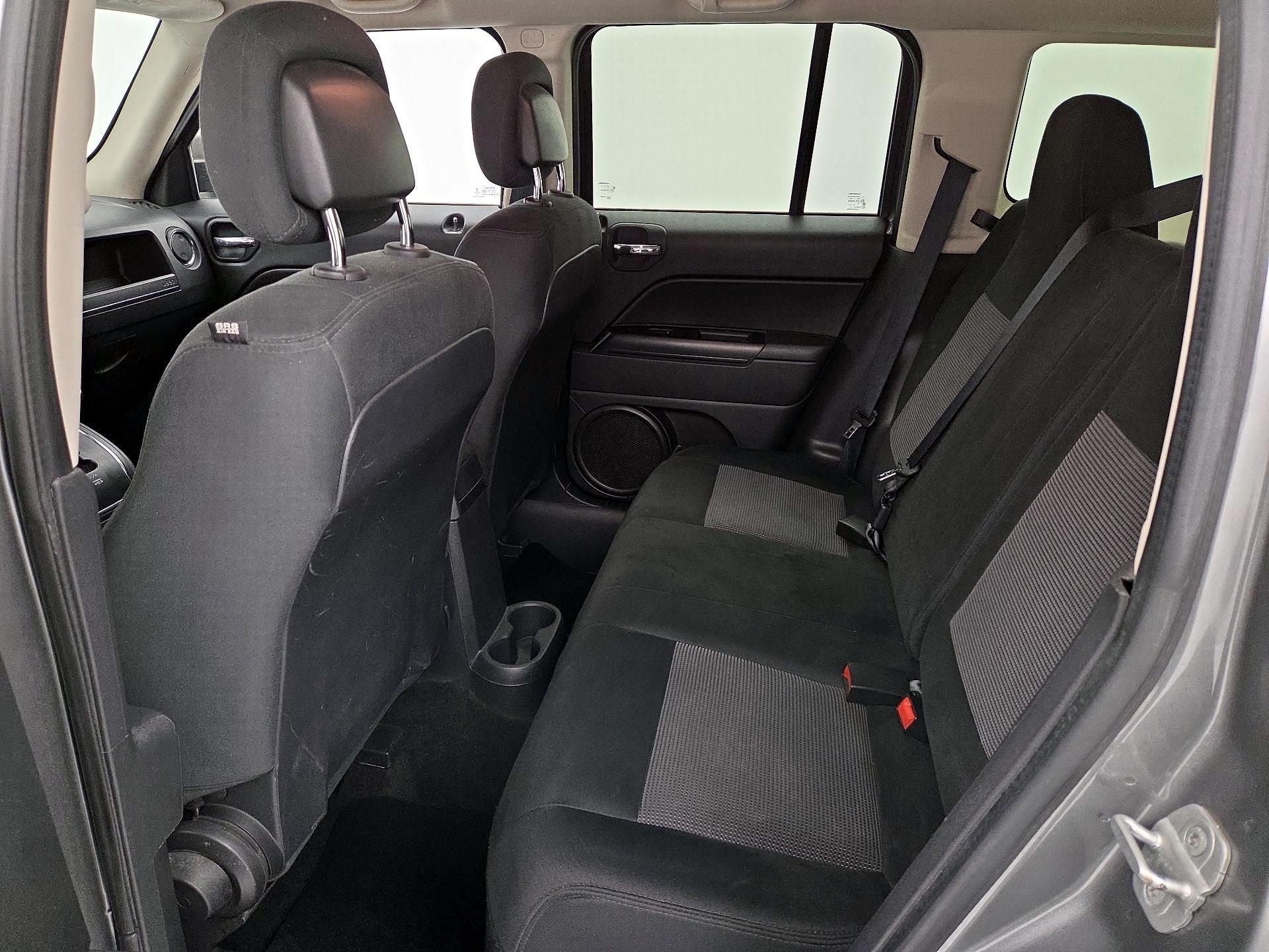 Thumbnail: 2014 Jeep Patriot - 16