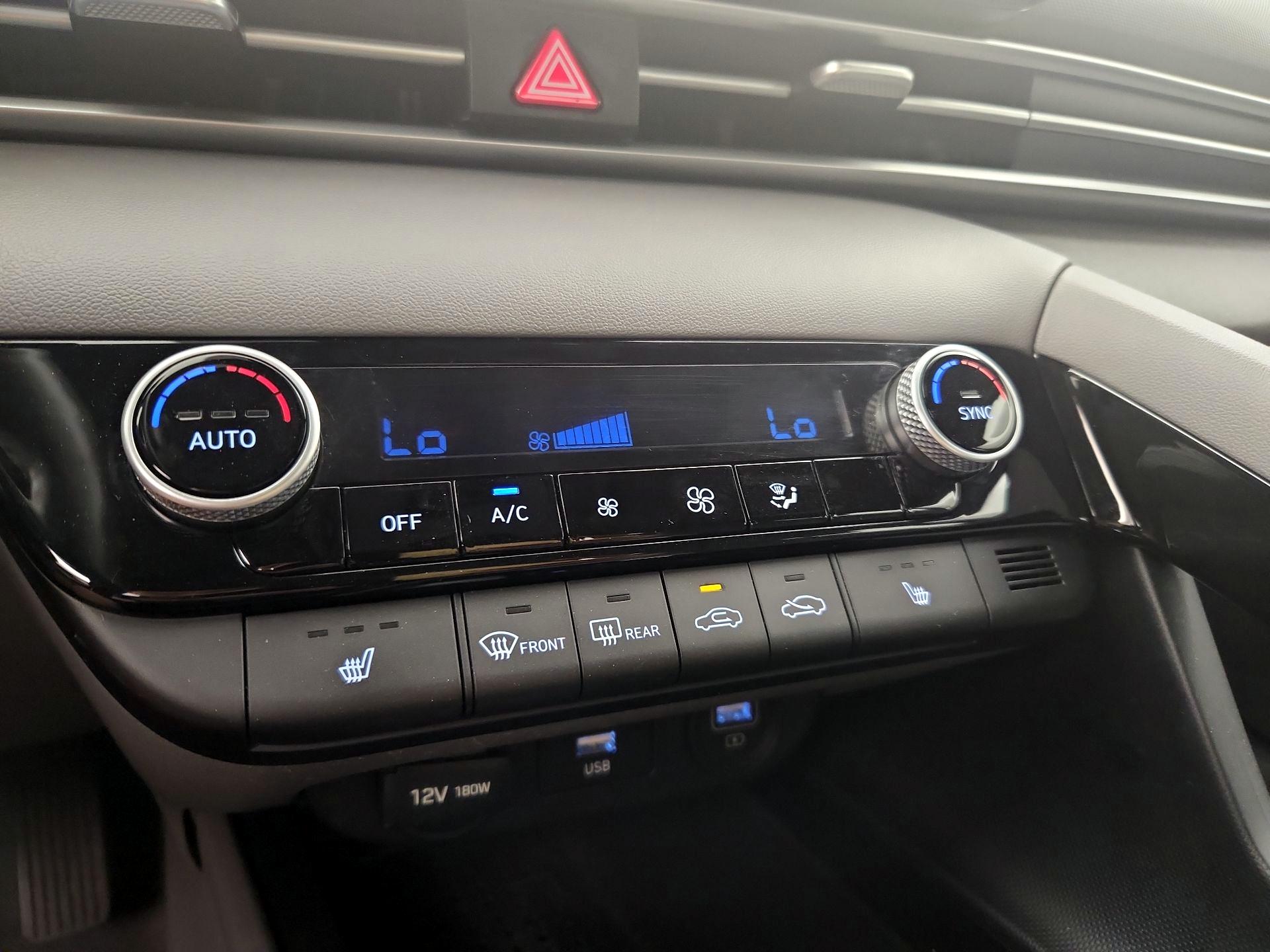 Thumbnail: 2021 Hyundai Elantra - 16
