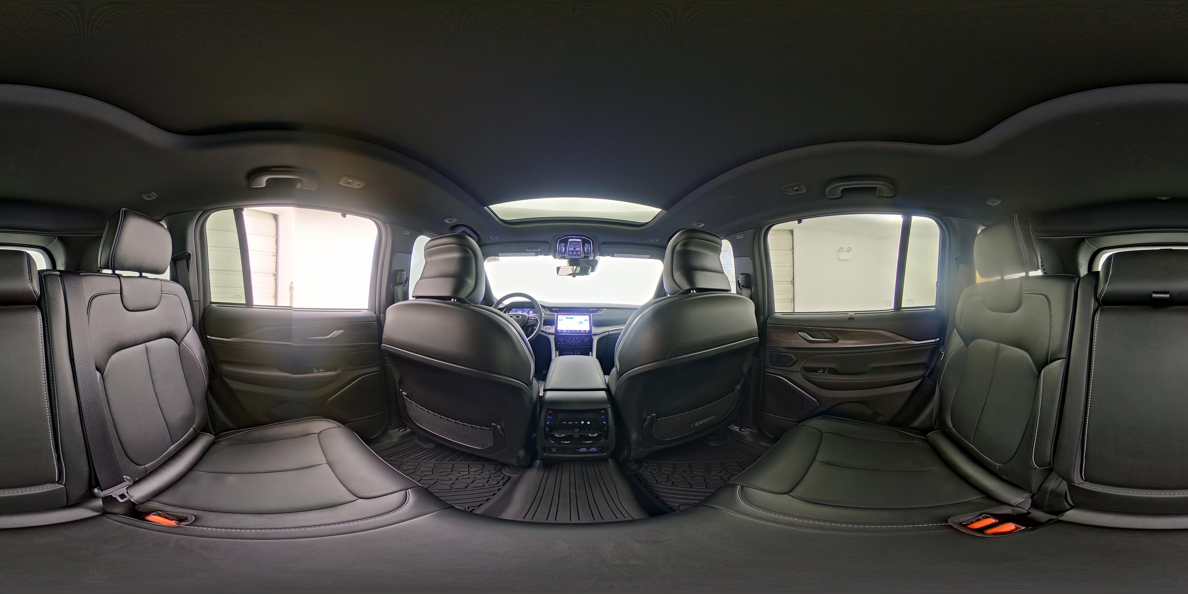 2023 Jeep Grand Cherokee Overland - Photo 26