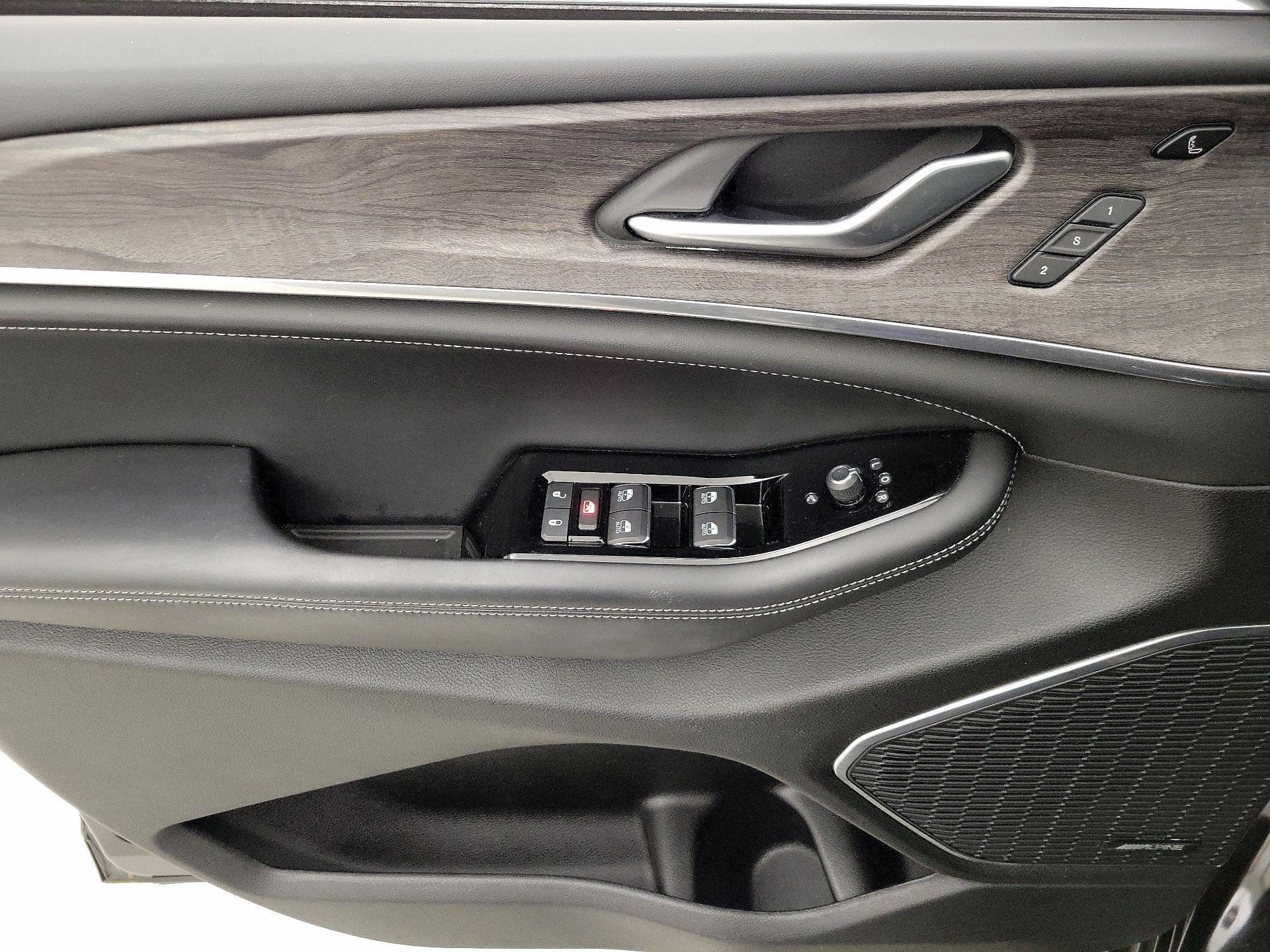 Thumbnail: 2023 Jeep Grand Cherokee - 12