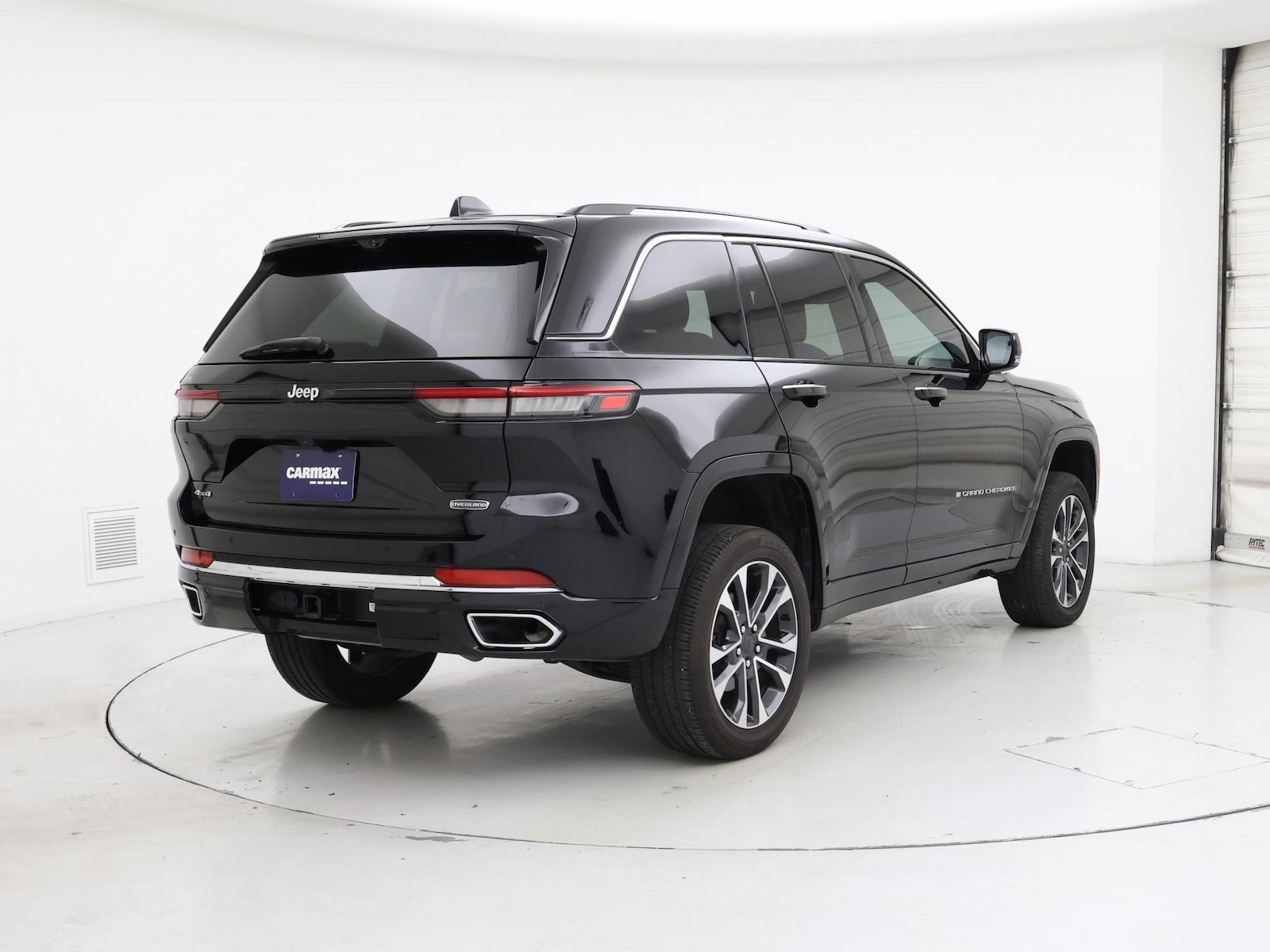 2023 Jeep Grand Cherokee Overland - Photo 9