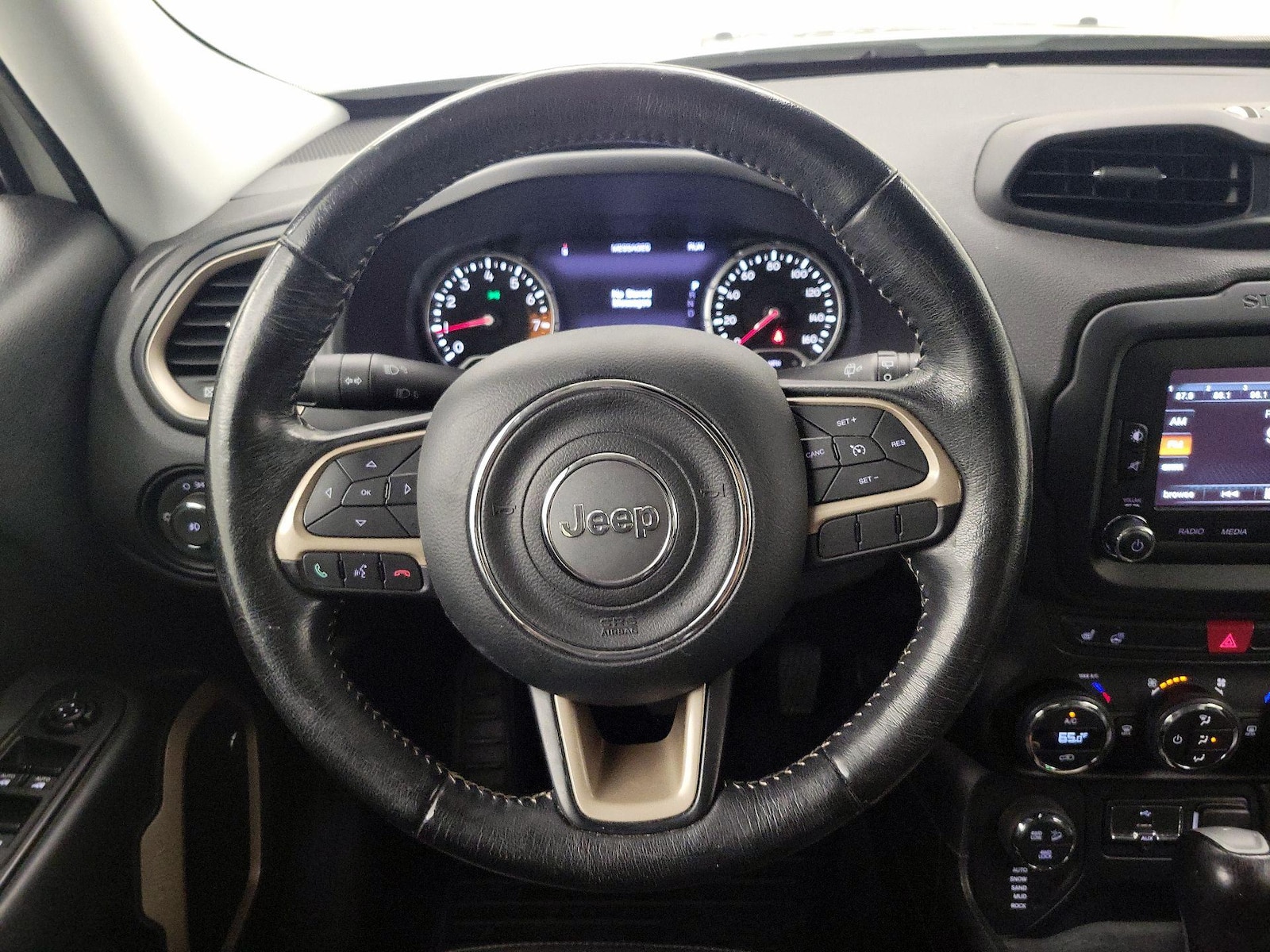 2017 Jeep Renegade Deserthawk - Photo 11