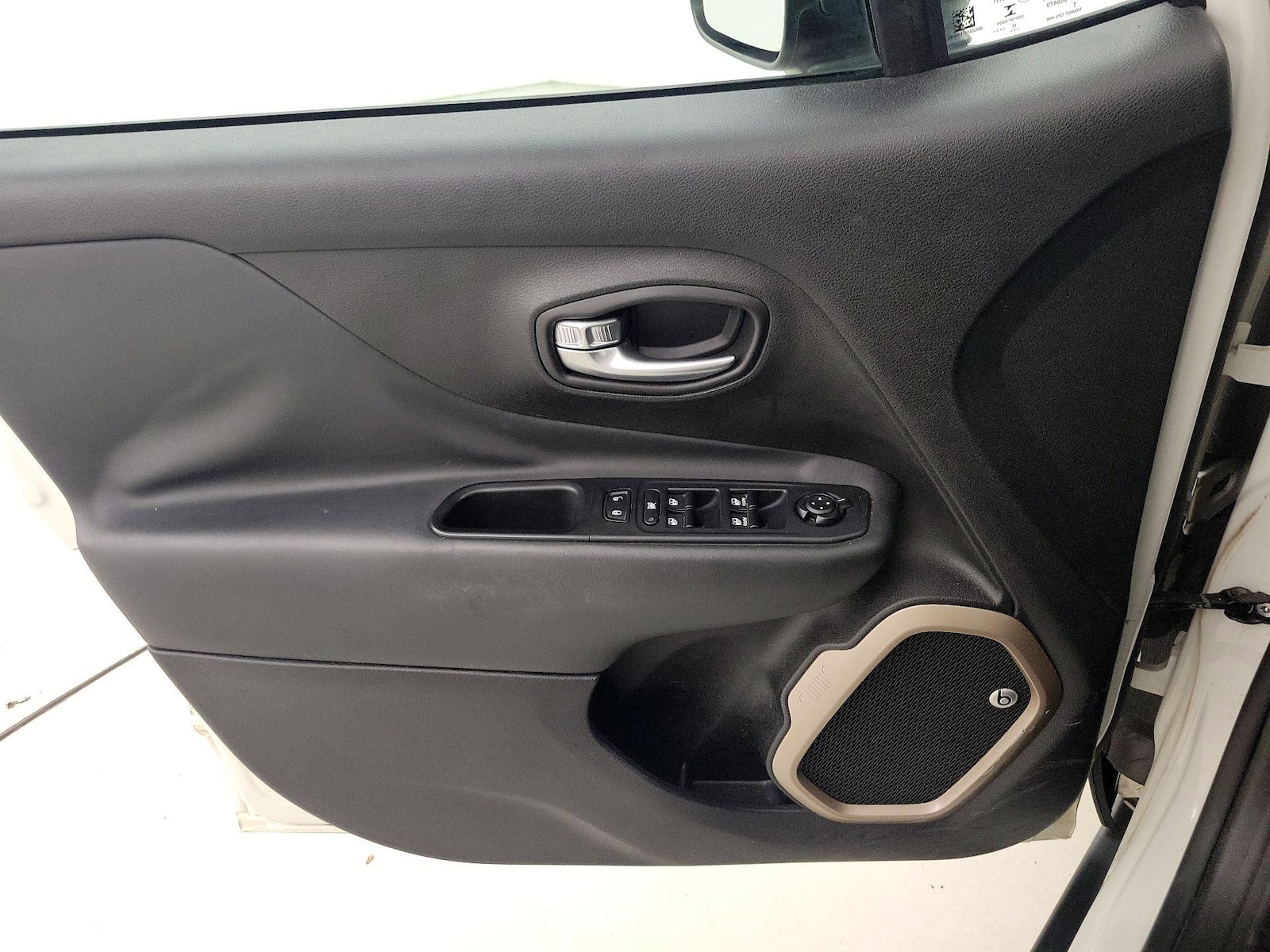 2017 Jeep Renegade Deserthawk - Photo 13
