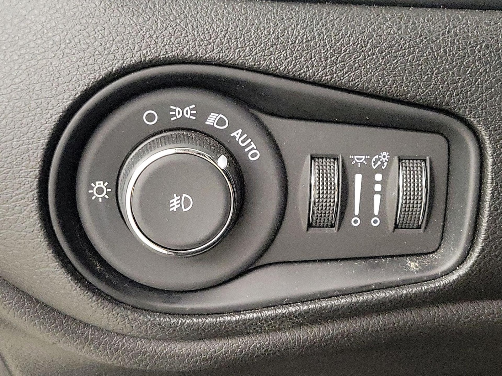 2017 Jeep Renegade Deserthawk - Photo 14