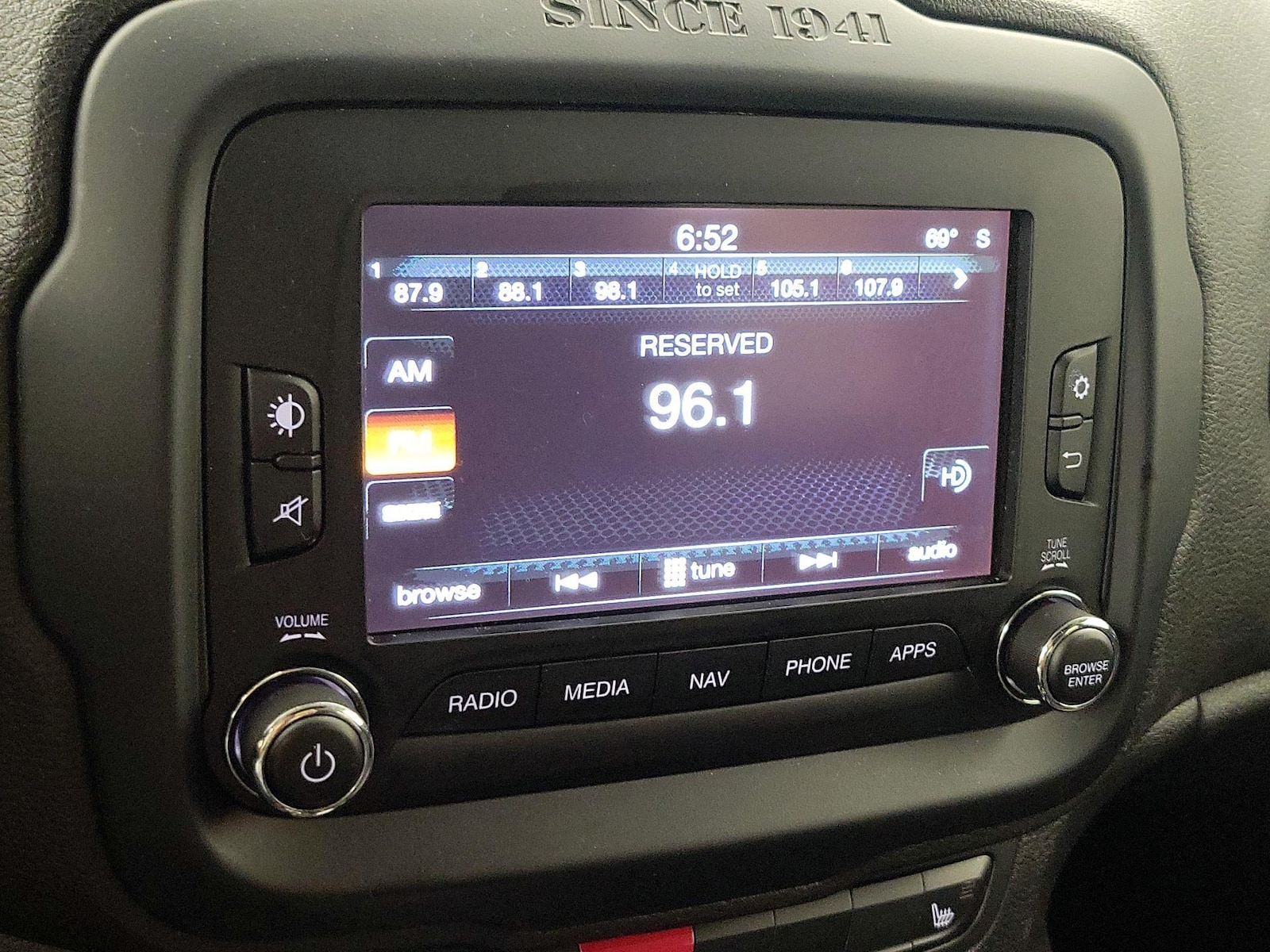 2017 Jeep Renegade Deserthawk - Photo 16