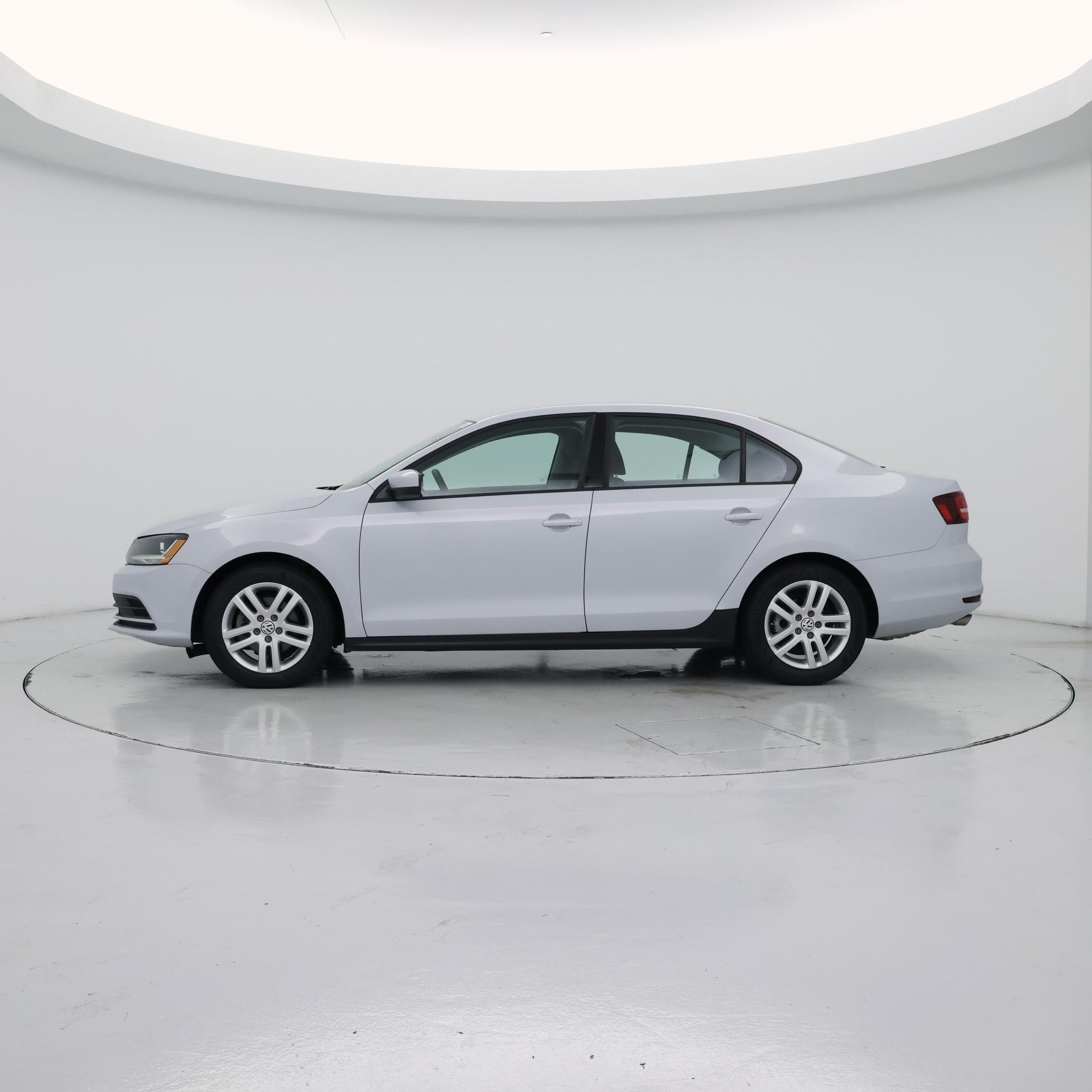 Thumbnail: 2018 Volkswagen Jetta - 3