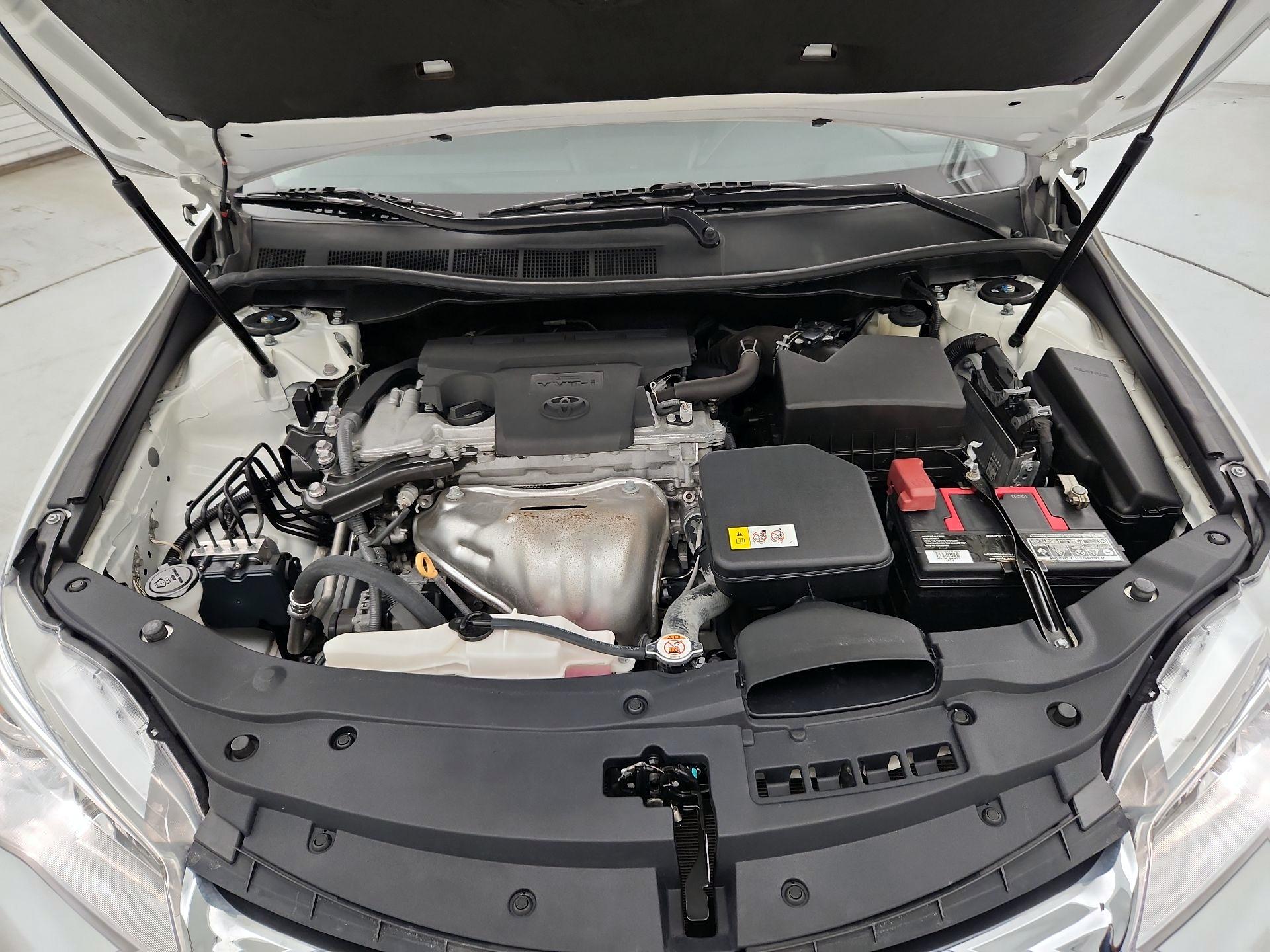 Thumbnail: 2017 Toyota Camry - 20