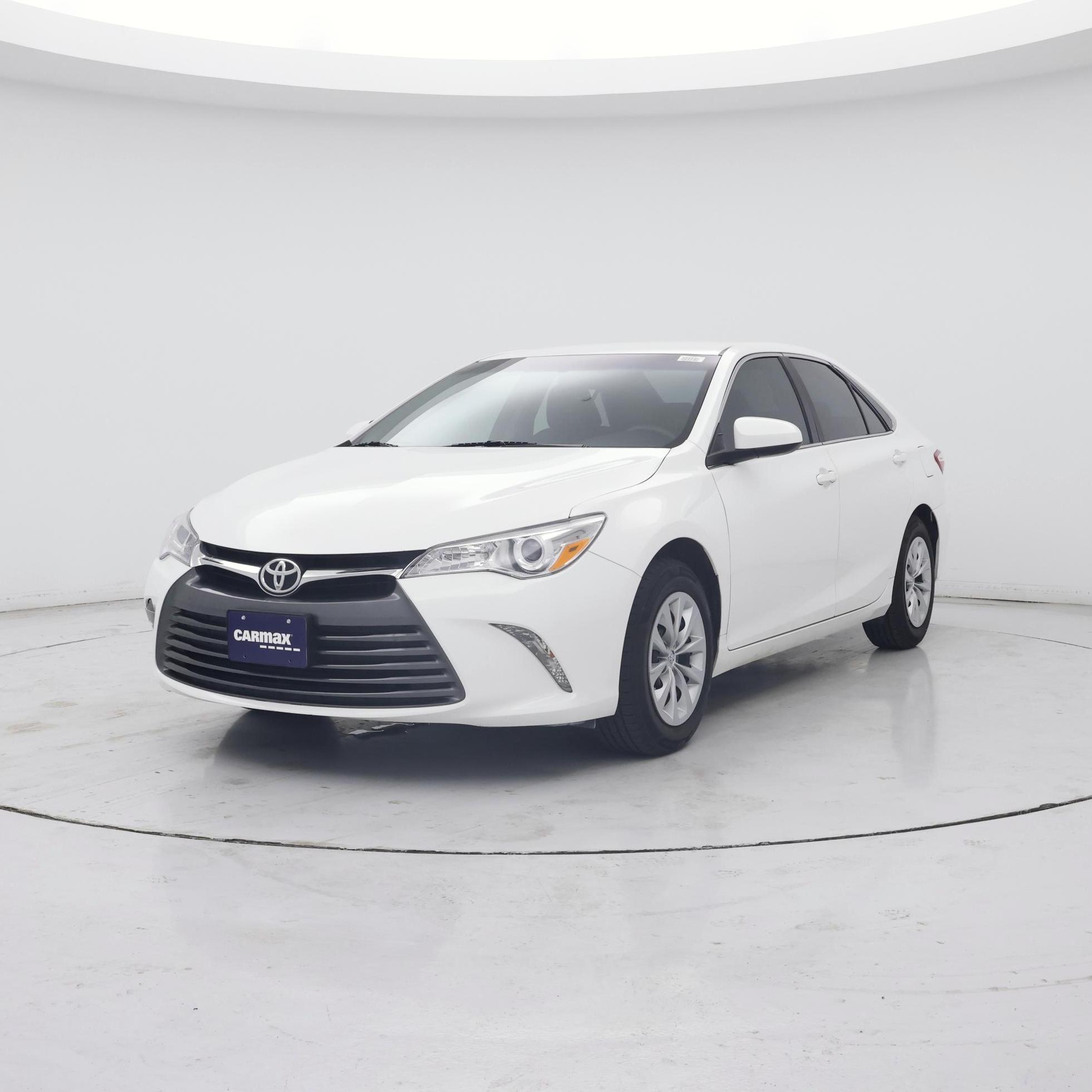 Thumbnail: 2017 Toyota Camry - 4