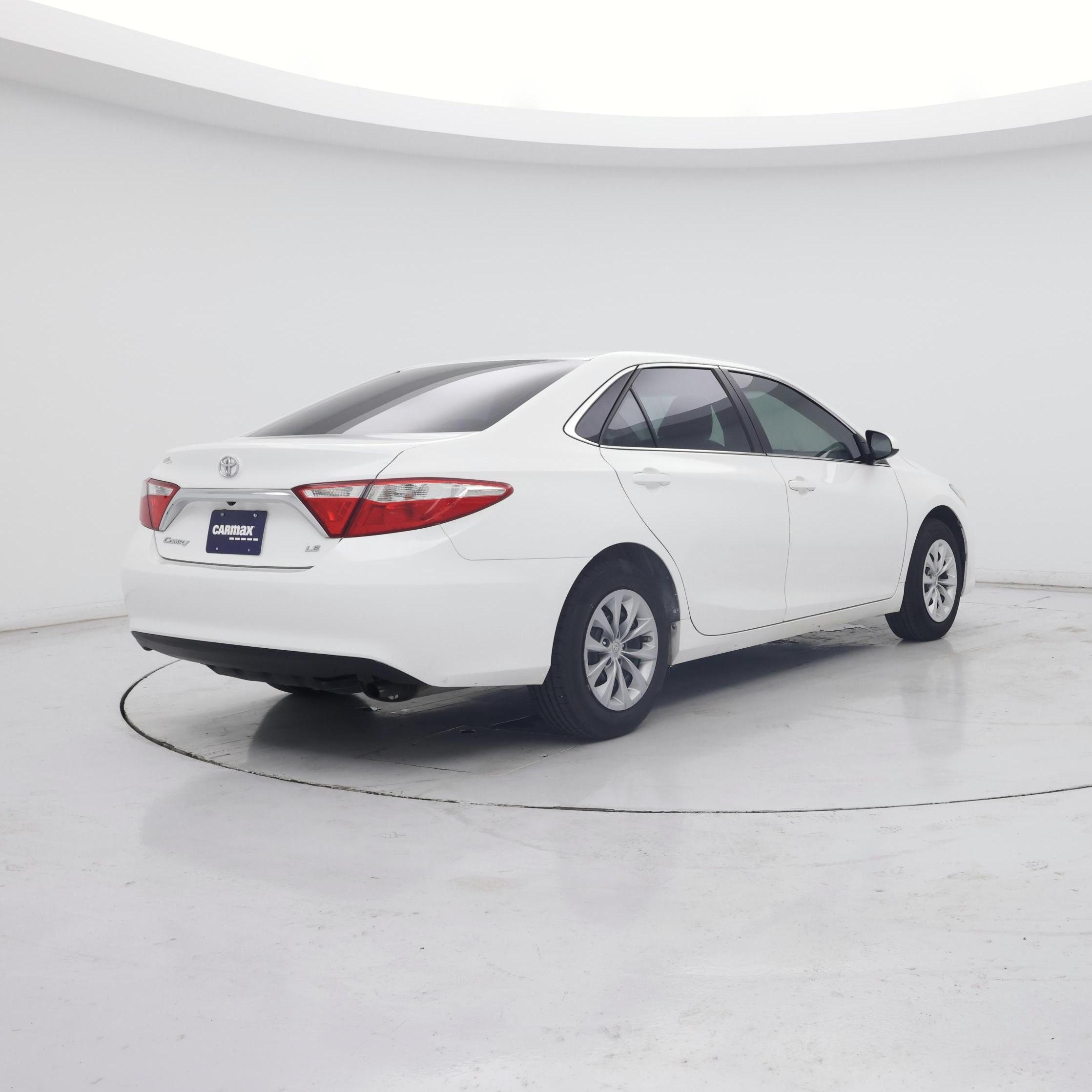 Thumbnail: 2017 Toyota Camry - 8