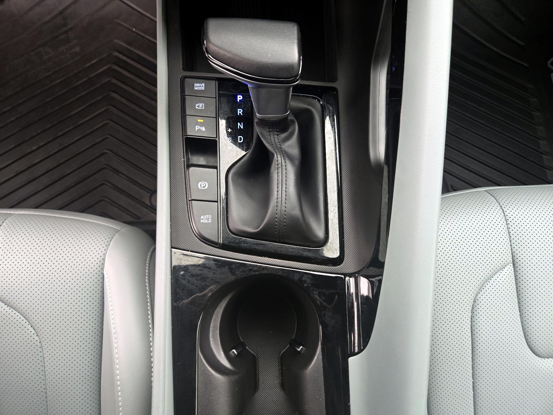Thumbnail: 2024 Hyundai Elantra - 18