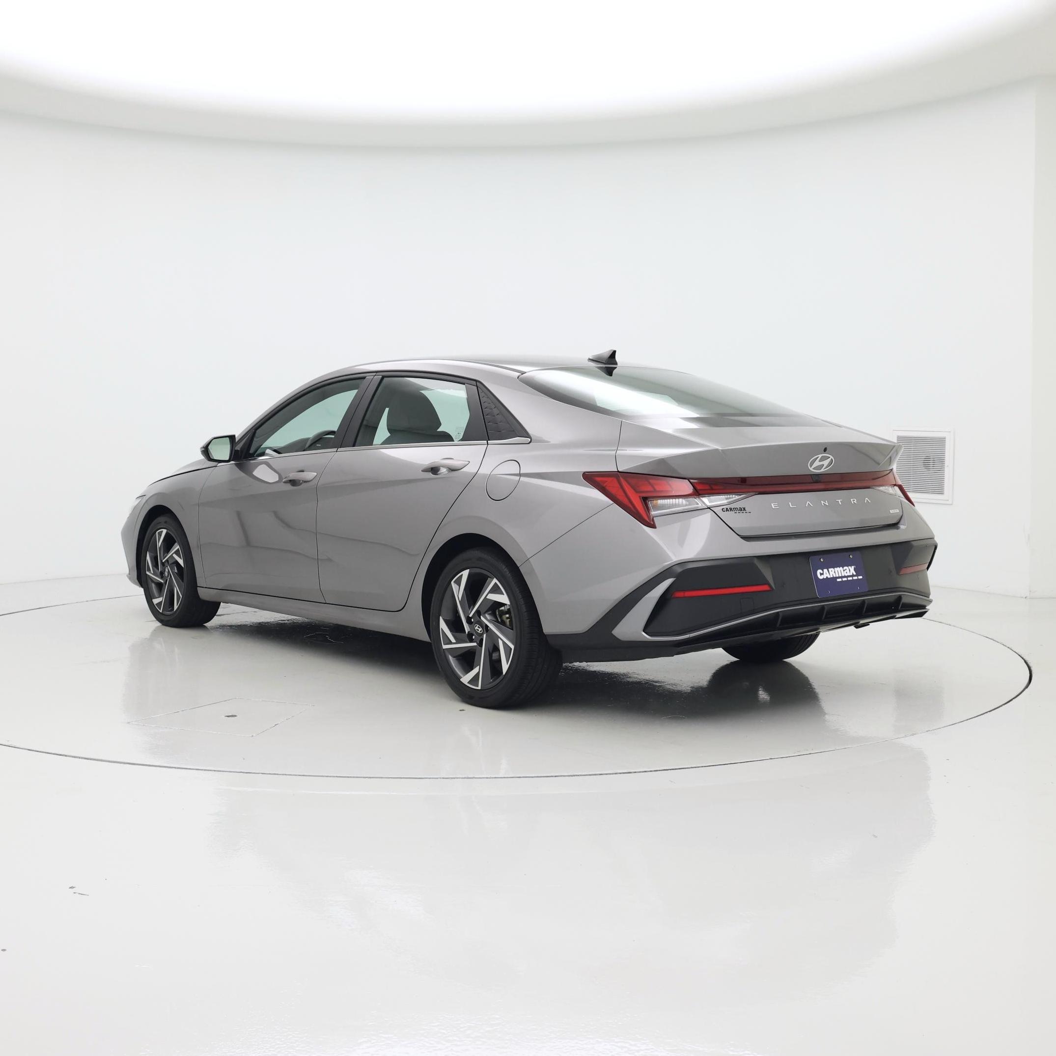 Thumbnail: 2024 Hyundai Elantra - 2