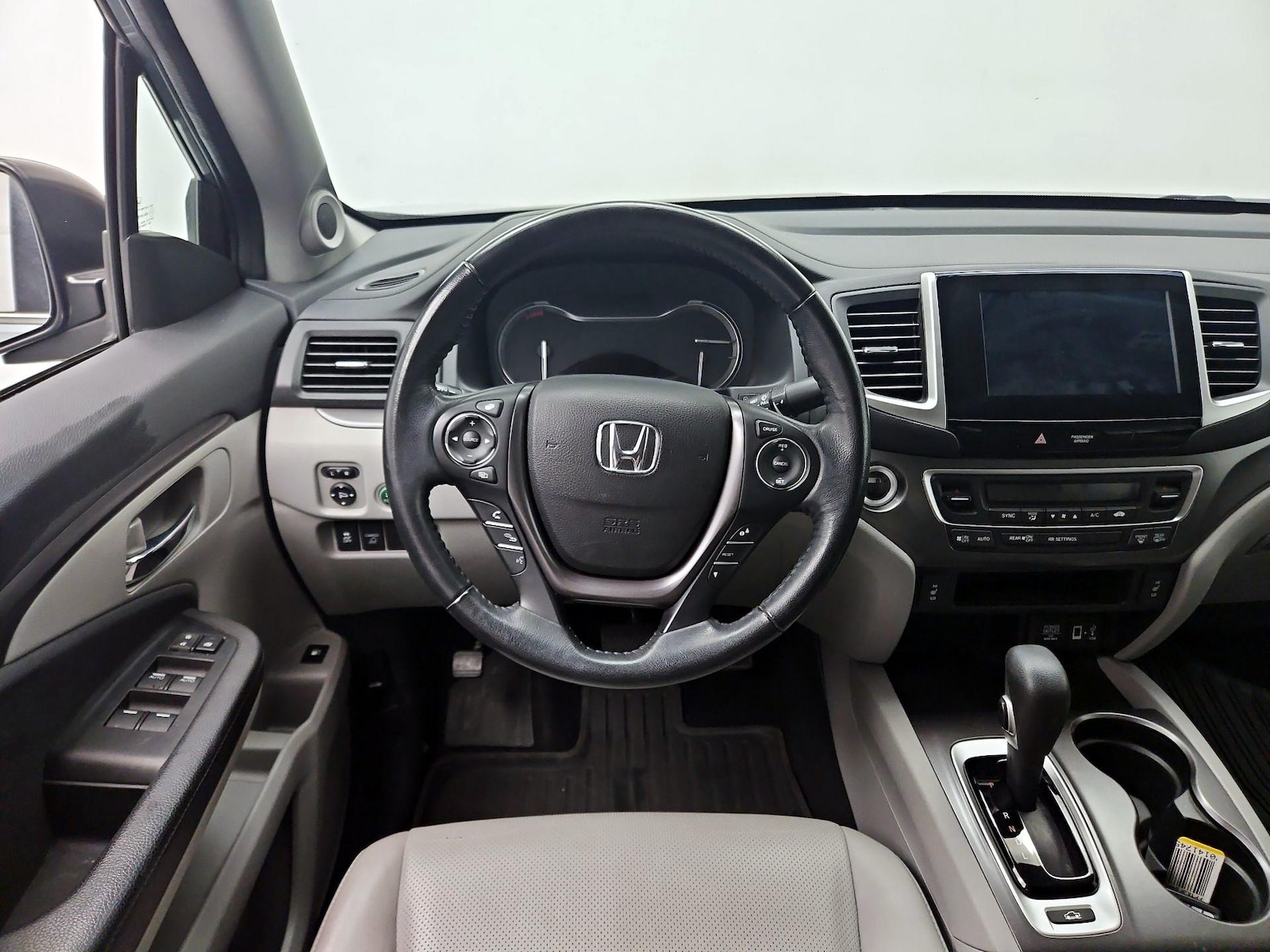 2017 Honda Ridgeline RTL-T - Photo 11