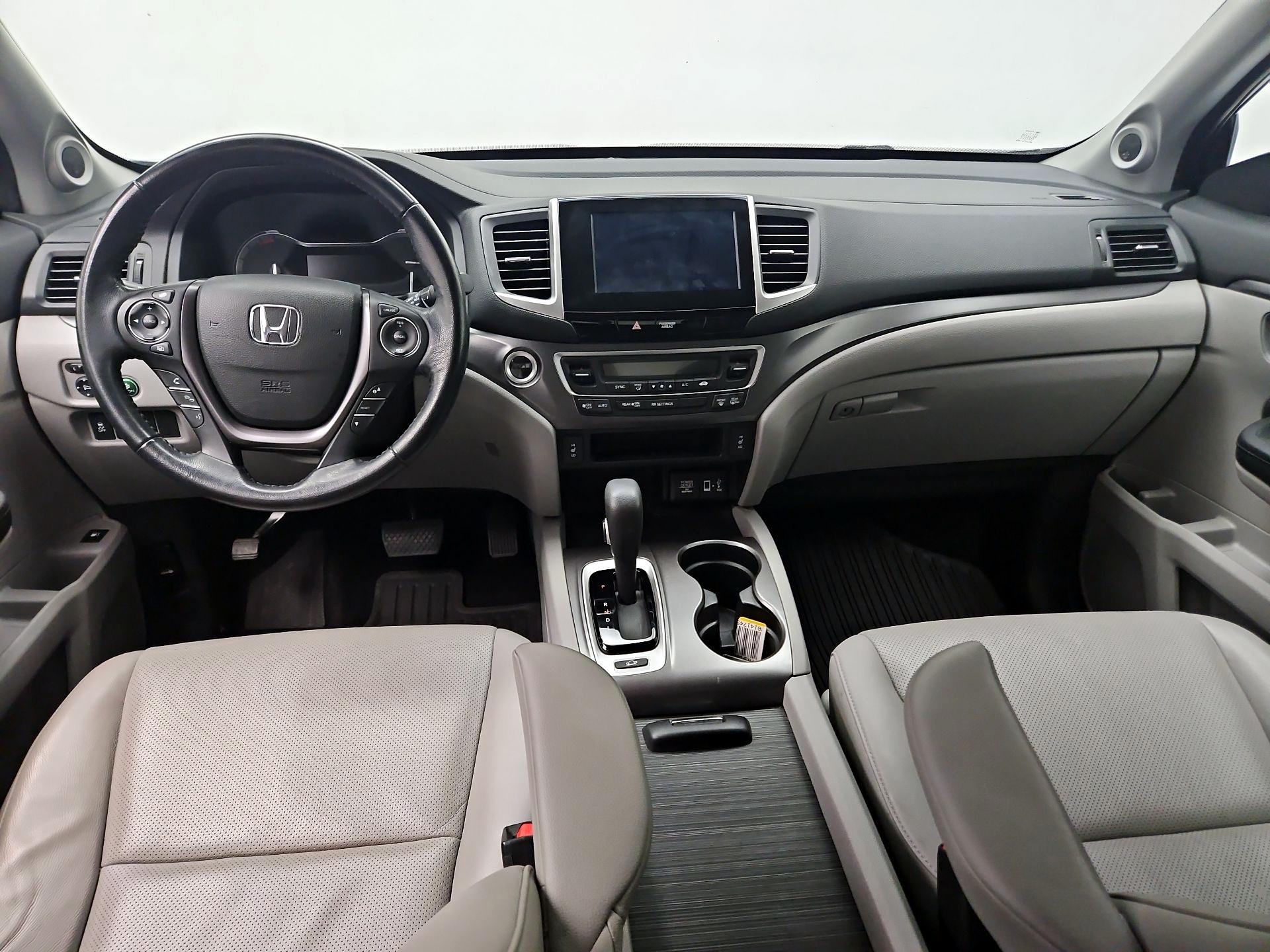 Thumbnail: 2017 Honda Ridgeline - 11