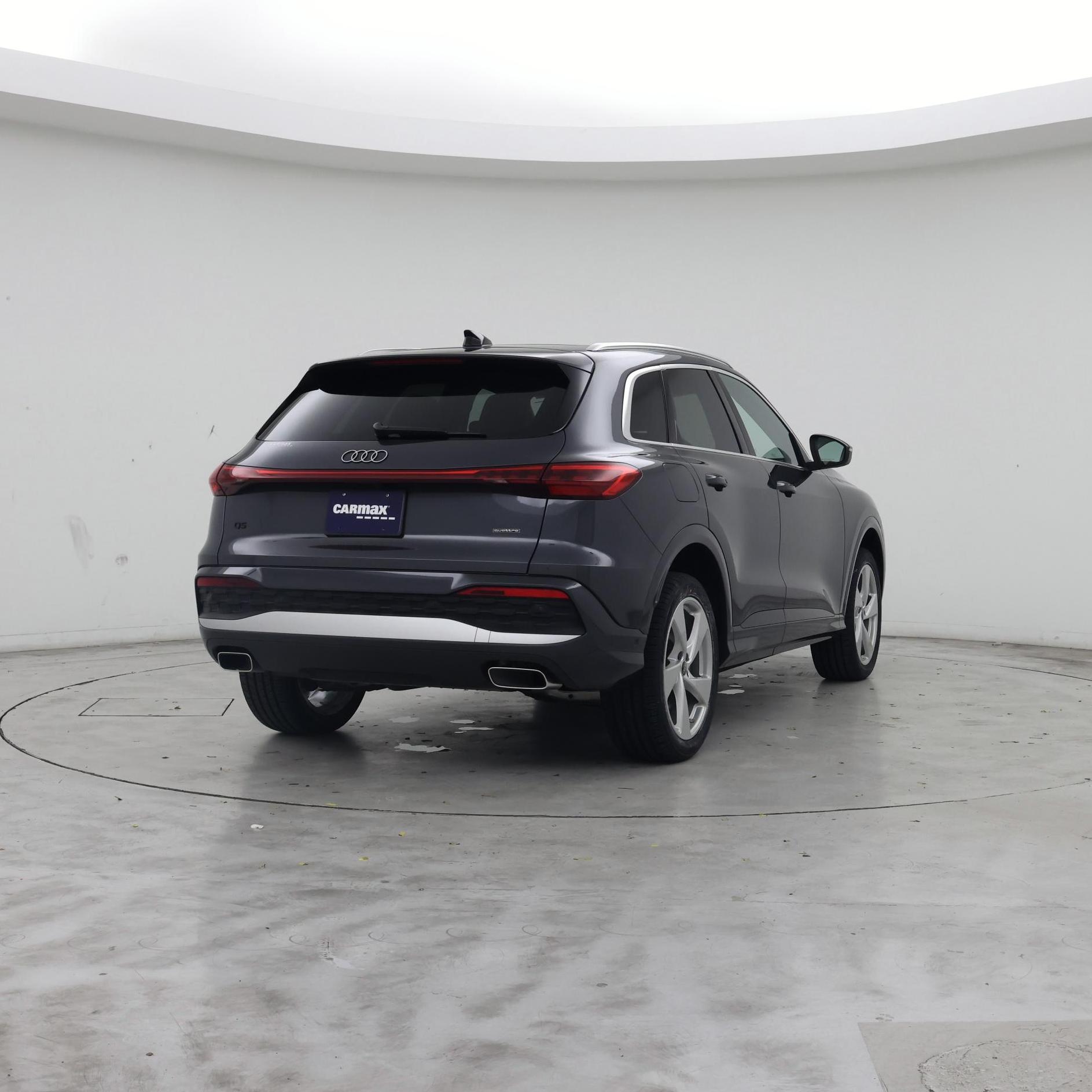 Thumbnail: 2025 Audi Q5 - 8