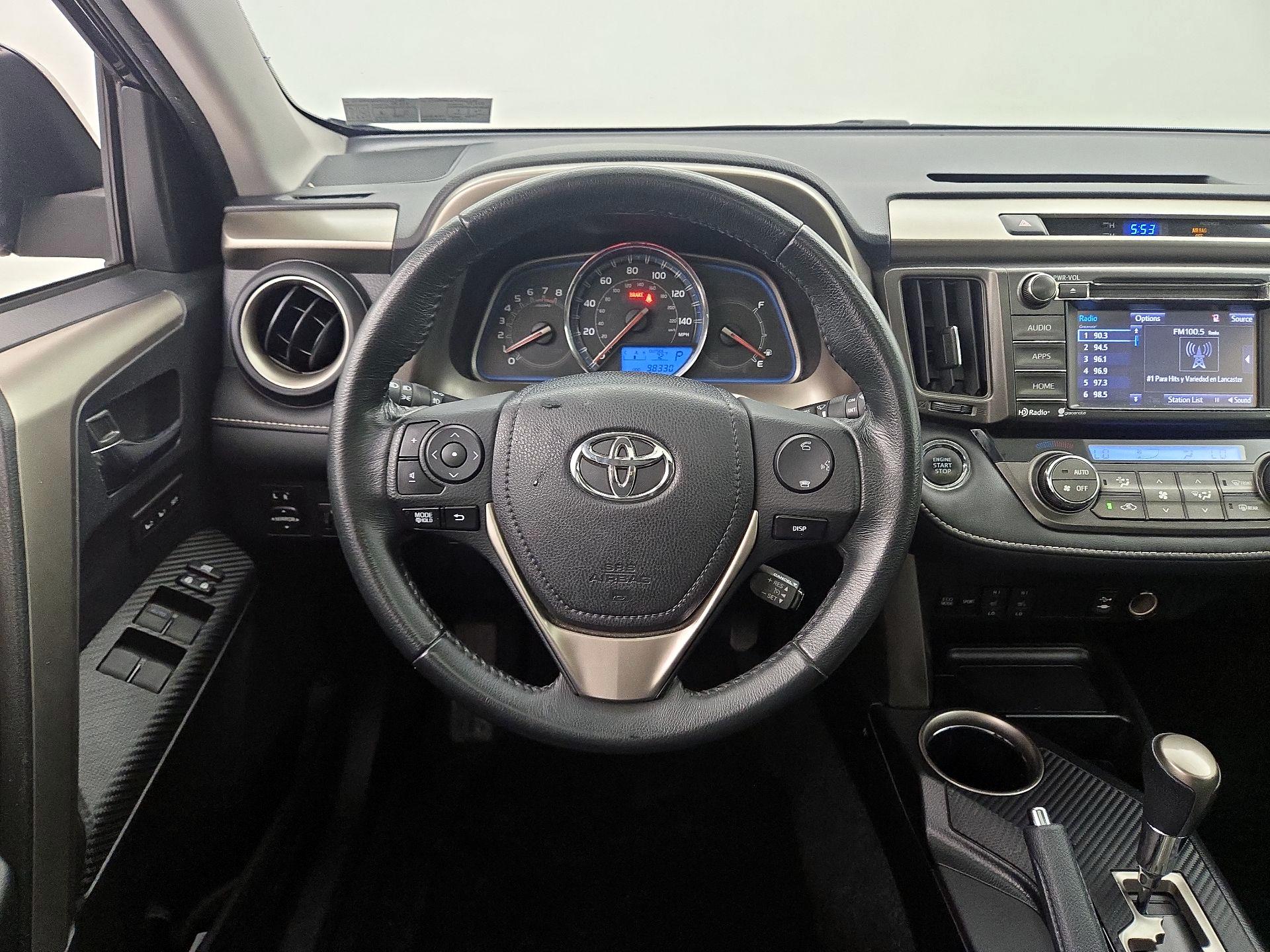 Thumbnail: 2015 Toyota RAV4 - 10